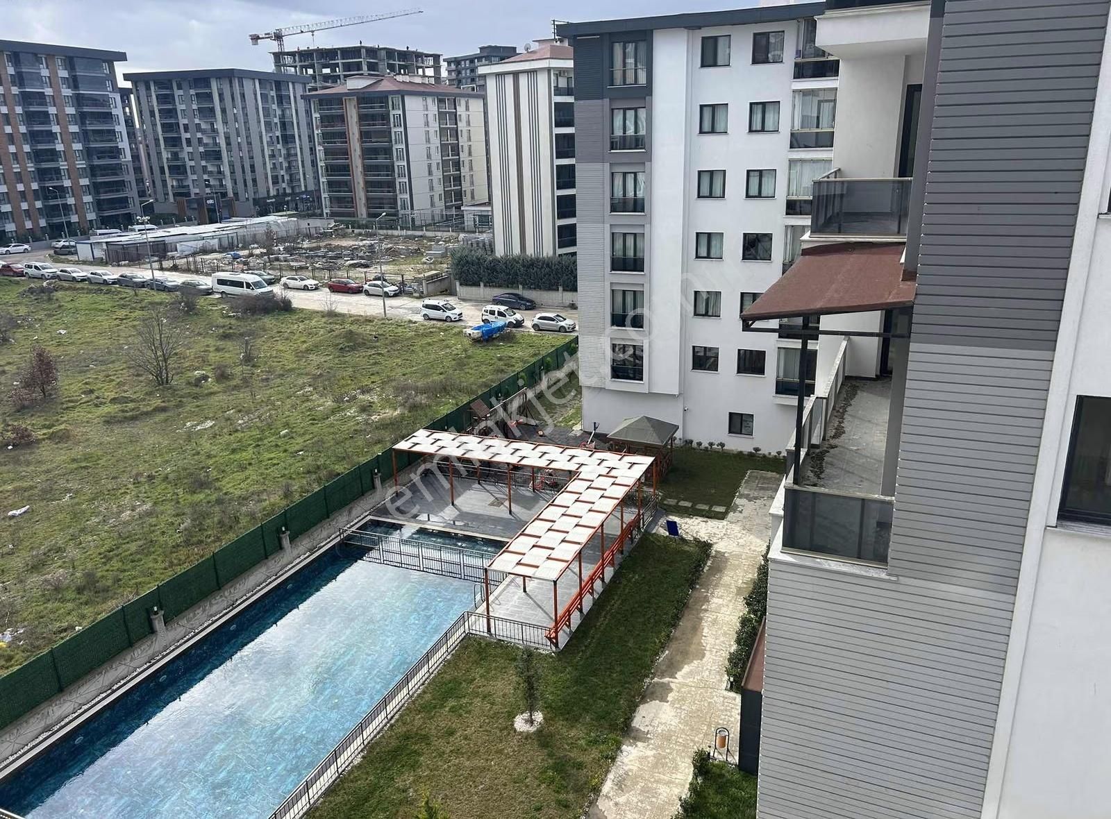 Site İçerisinde Satılık Eşsiz Bir Daıre - Görsel 9