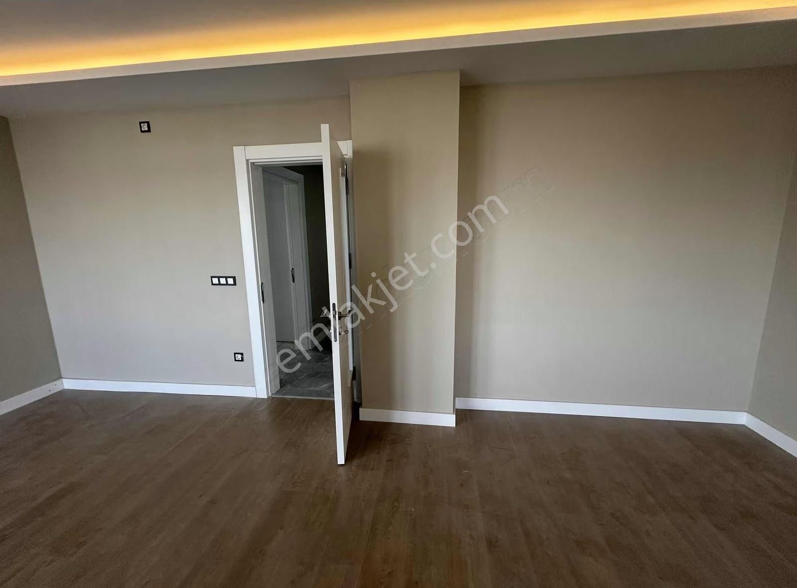 Site İçerisinde Satılık Eşsiz Bir Daıre - Görsel 22