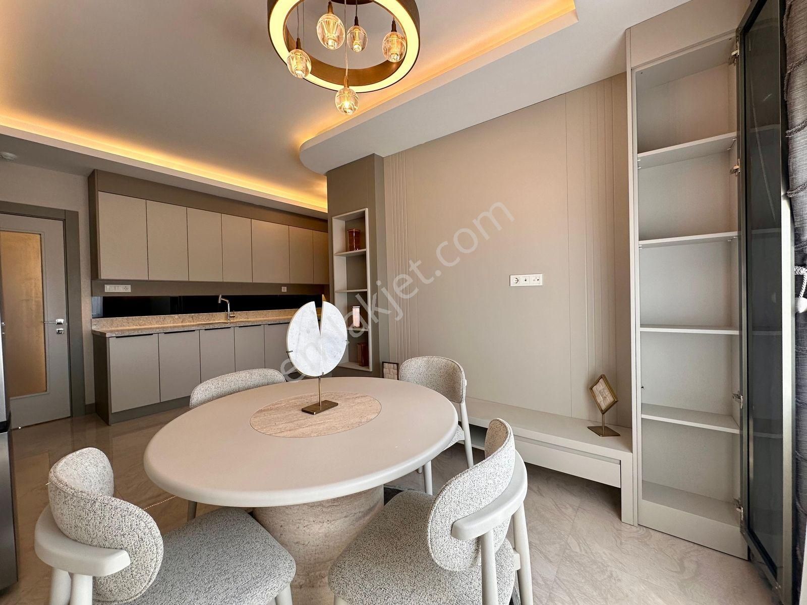 Redstone Castle Susuz Göksu Kiralık 4+1 Daire - Görsel 15