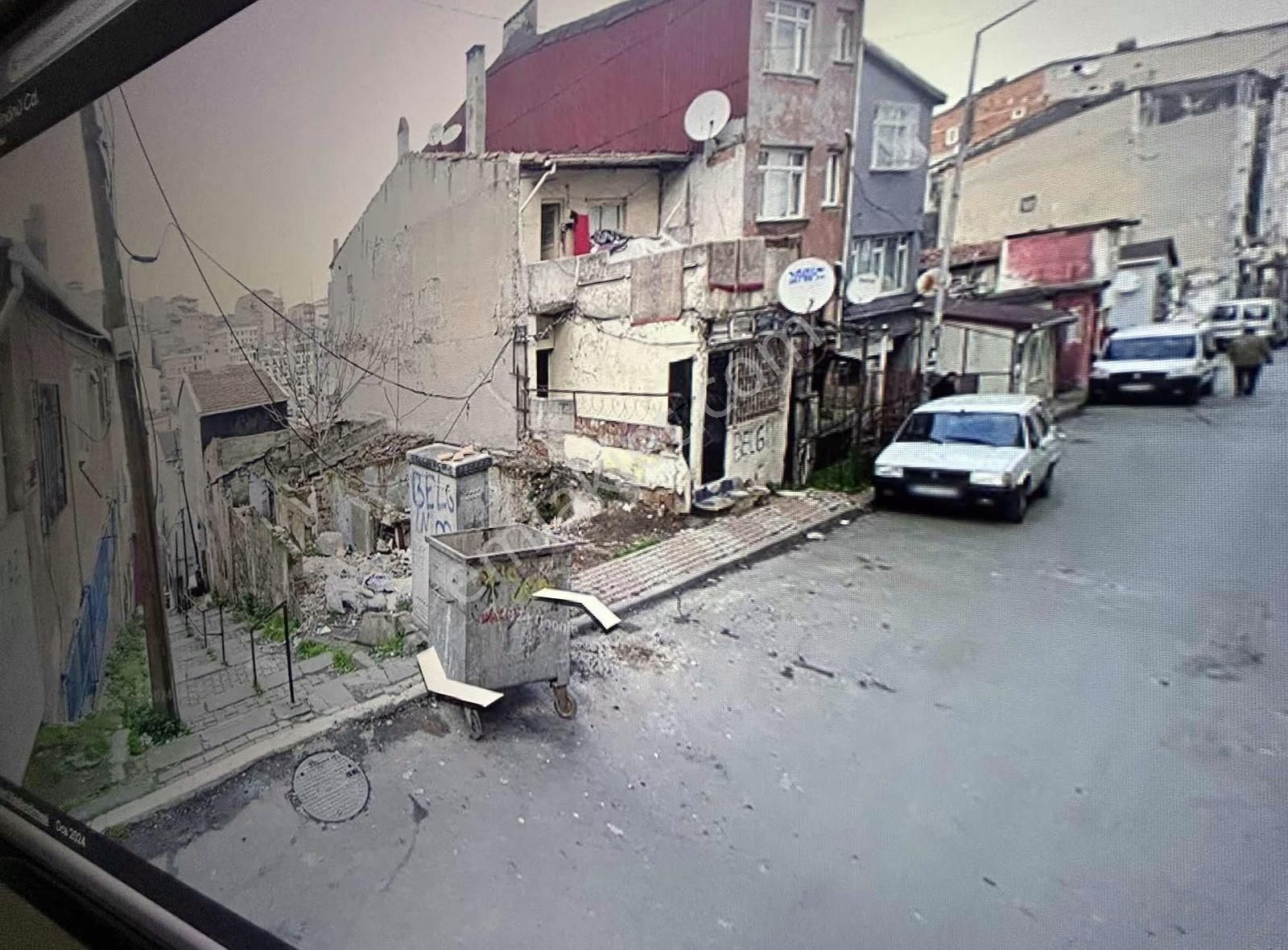Şişli Mecidiyeköyde Satılık Köşebaşı 4 Kat İmarlı Arsa - Görsel 14