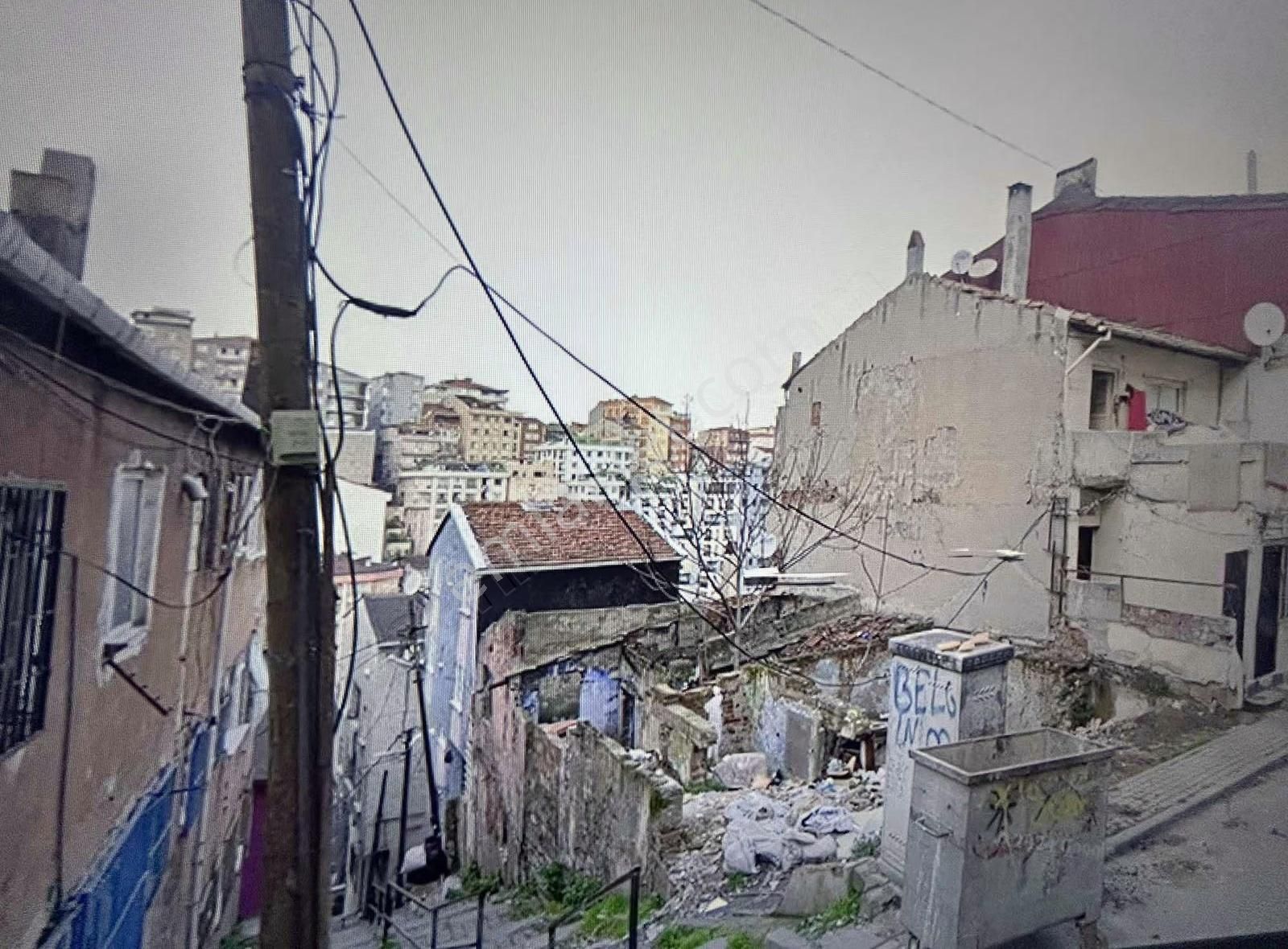 Şişli Mecidiyeköyde Satılık Köşebaşı 4 Kat İmarlı Arsa - Görsel 5