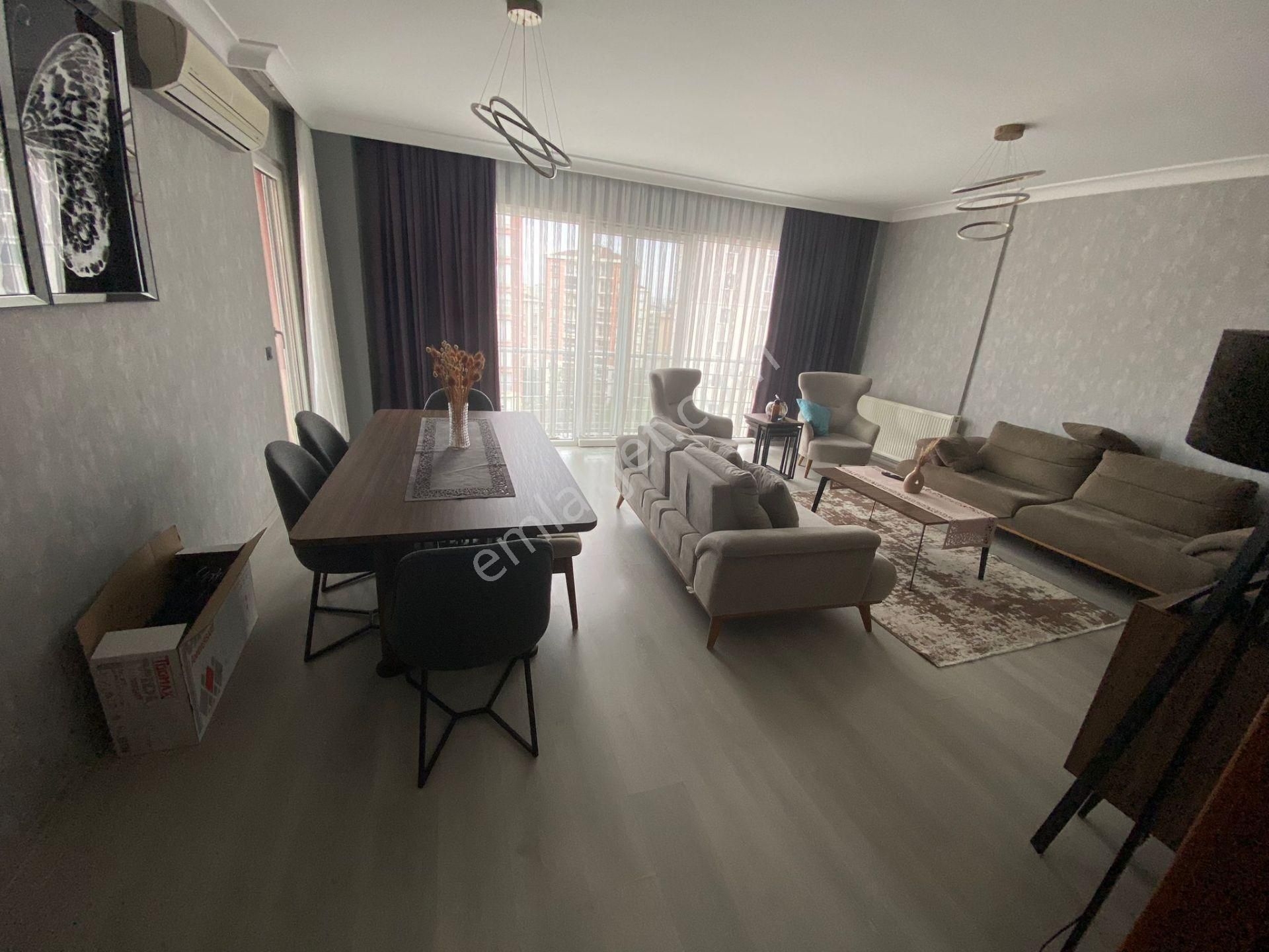 Ataşehir K.bakkalköy Meklim Mimoza Sitesinde 155m2 3+1 Arakat