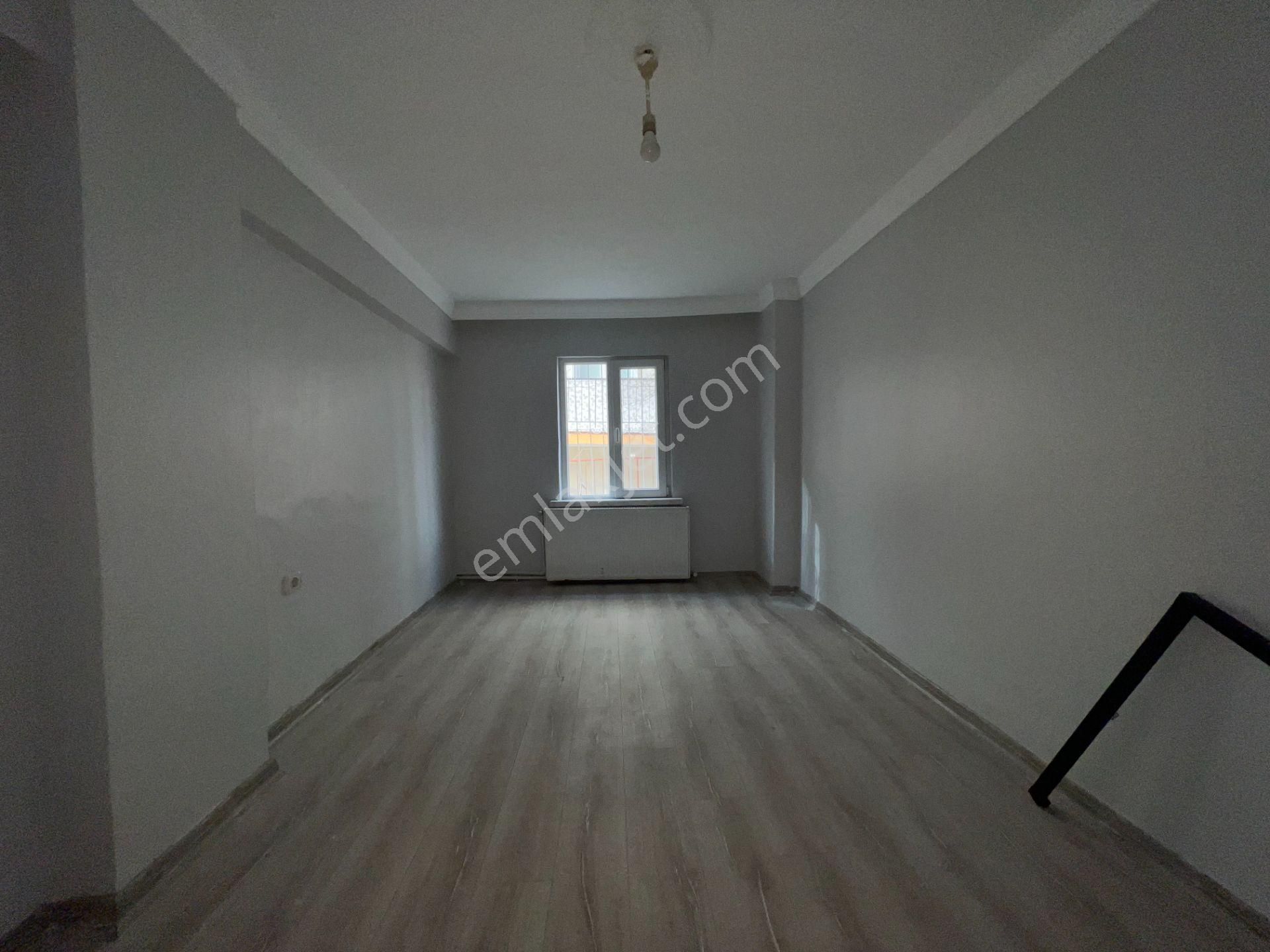 Ufuk Kılıç Emlak'tan Merkezi Konumda 3+1 Yapılı Kiralık Daire - Görsel 18