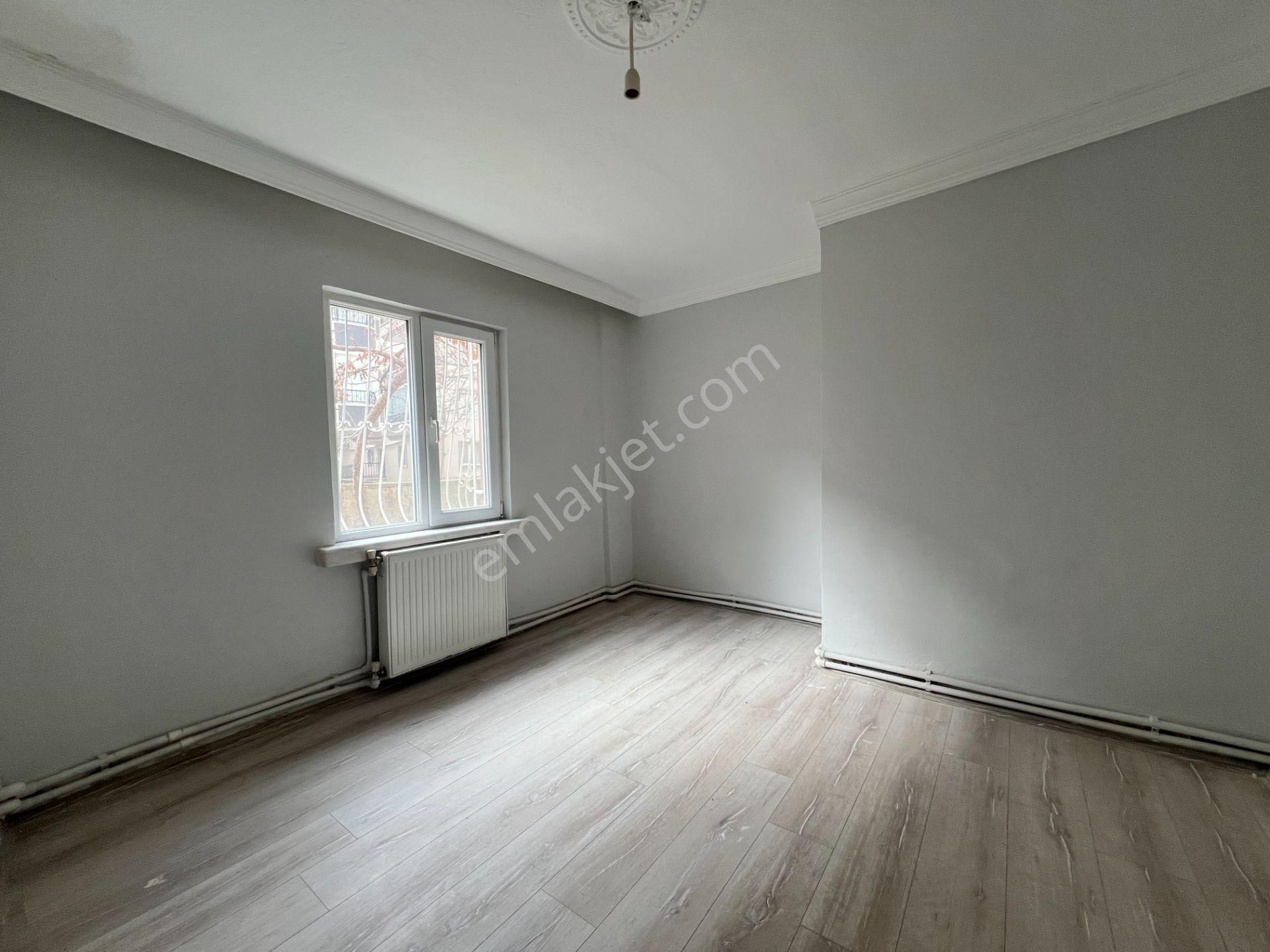 Ufuk Kılıç Emlak'tan Merkezi Konumda 3+1 Yapılı Kiralık Daire - Görsel 14