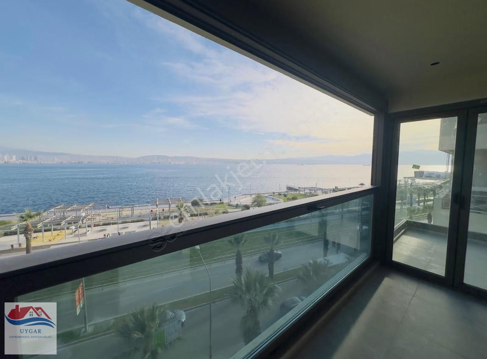 Yalı Dairesi Full Deniz Manzaralı Satılık 3+1 Daire