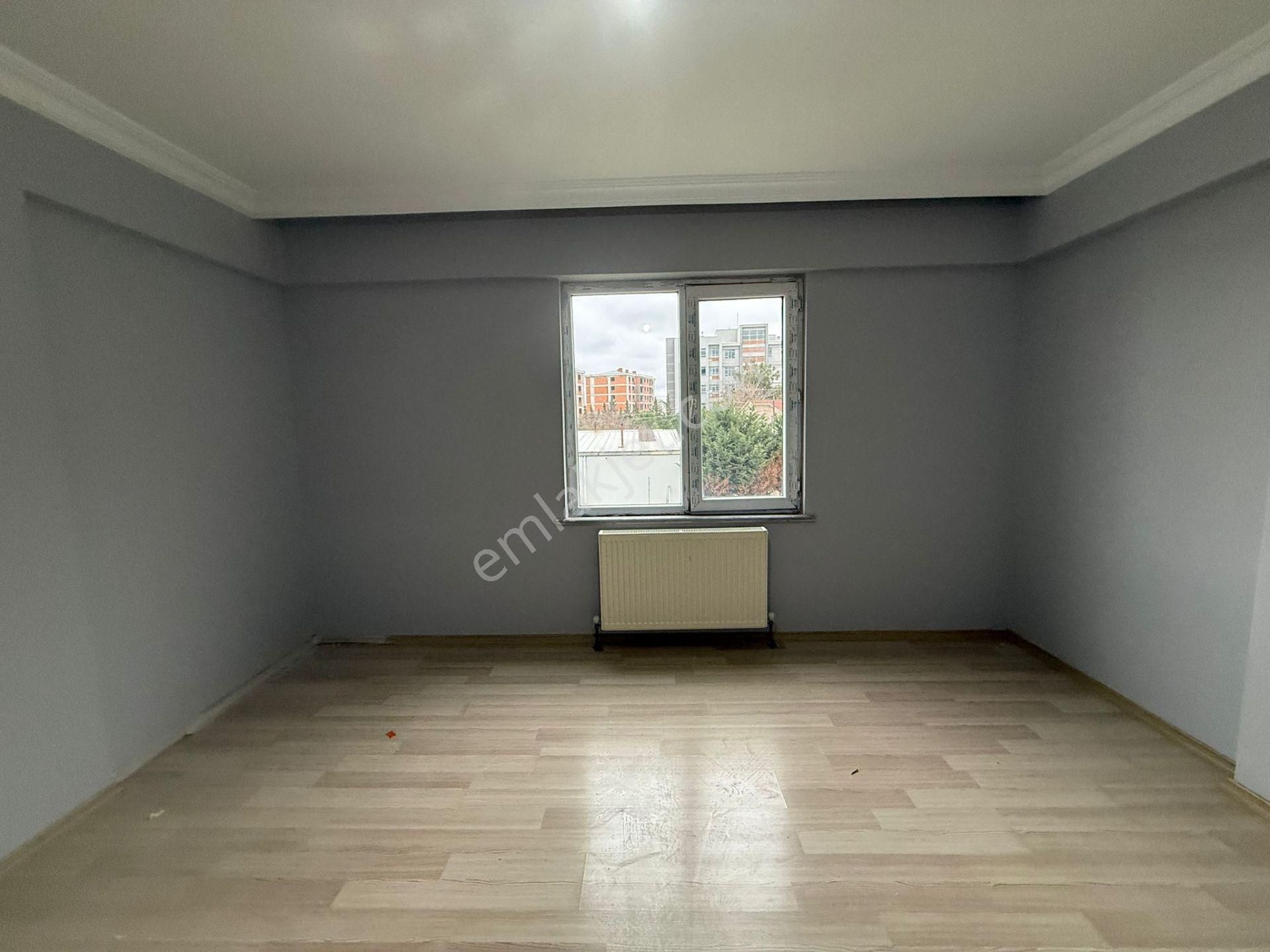 Akyüz Gayrimenkul Den; Kahvelerde Iskanlı Kombılı Satılık 2+1 Daire - Görsel 24