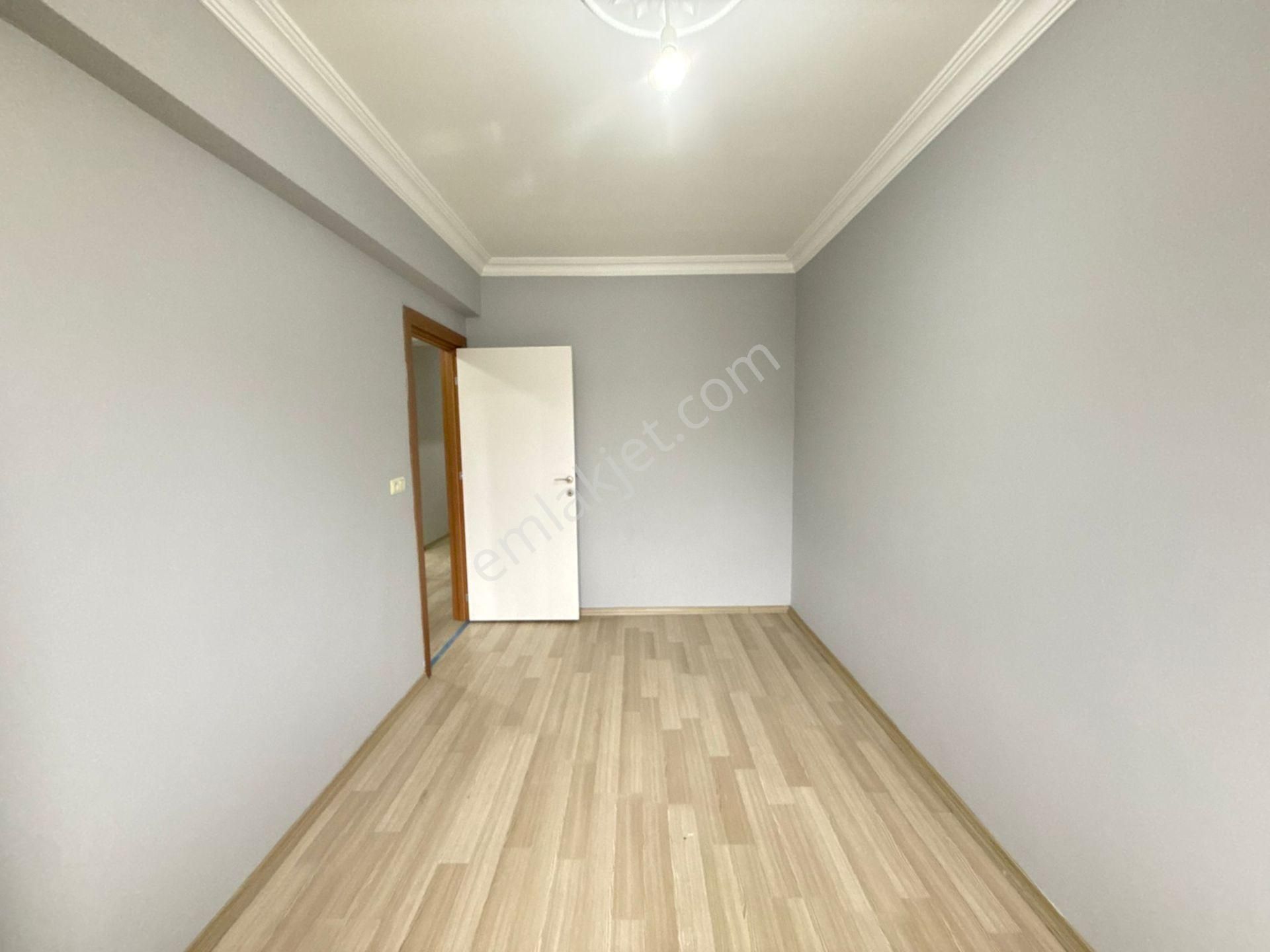Akyüz Gayrimenkul Den; Kahvelerde Iskanlı Kombılı Satılık 2+1 Daire - Görsel 19