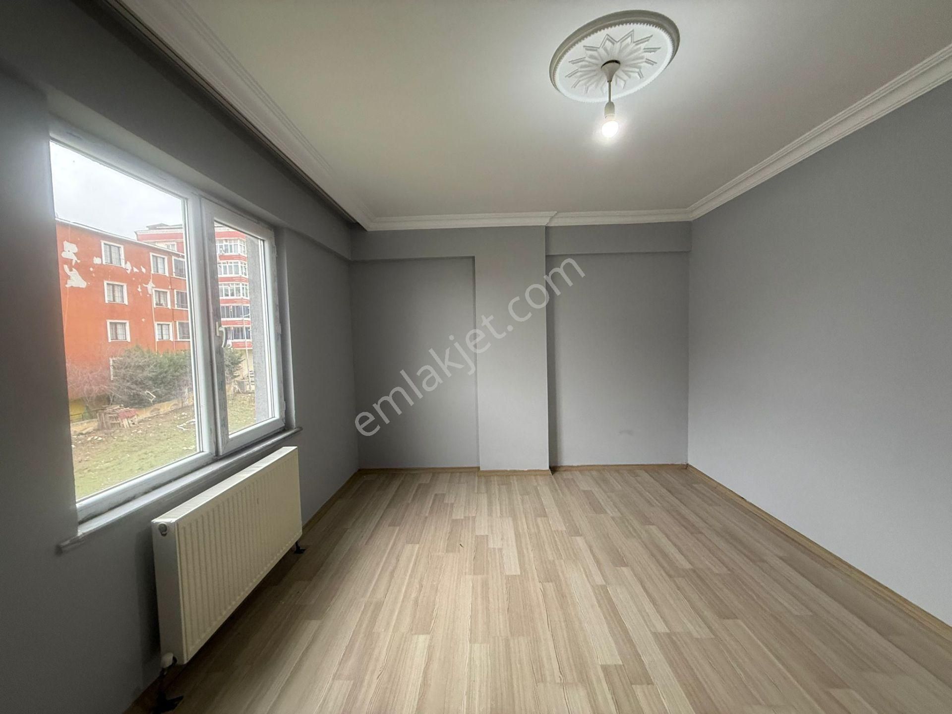 Akyüz Gayrimenkul Den; Kahvelerde Iskanlı Kombılı Satılık 2+1 Daire - Görsel 8