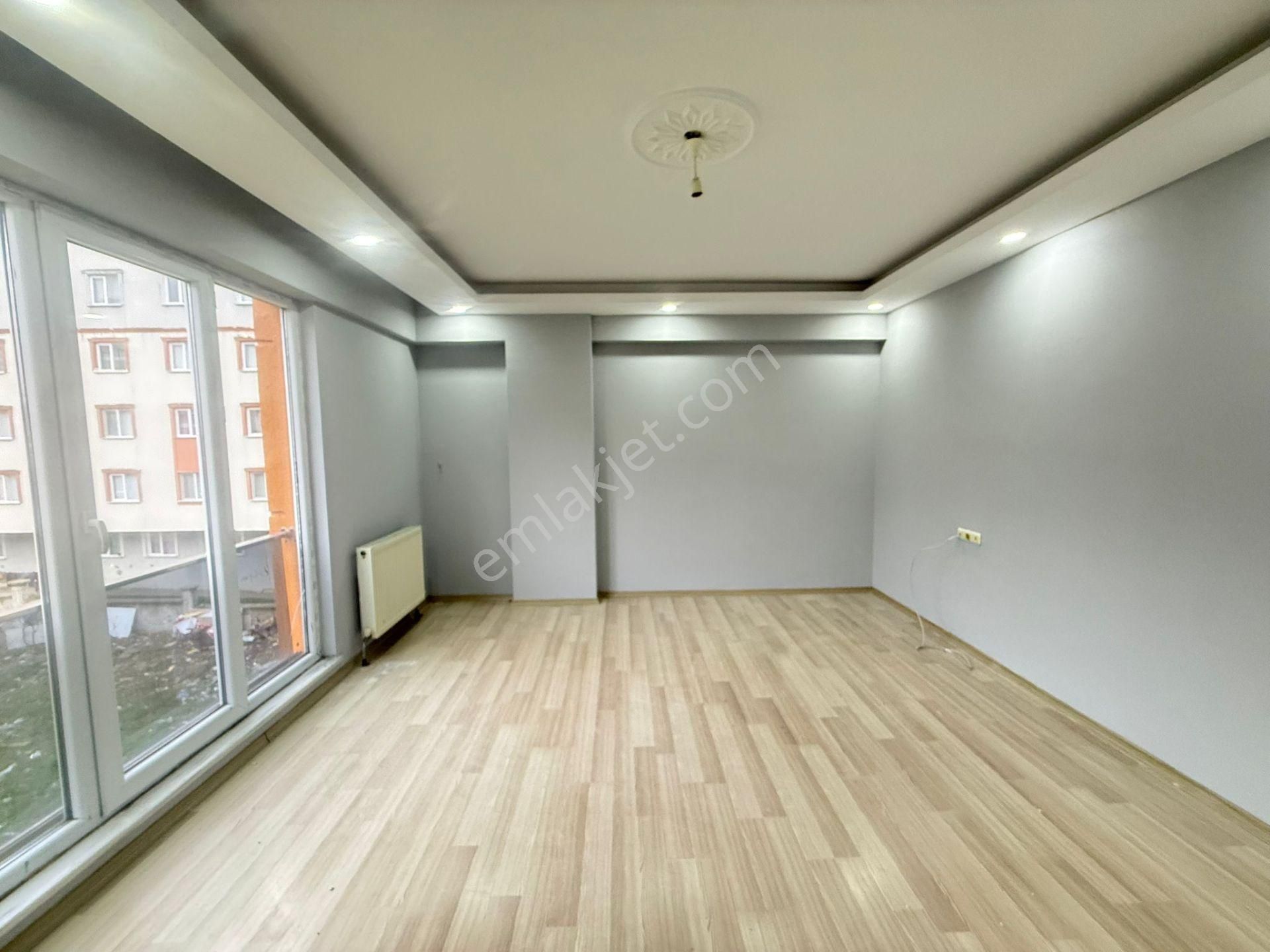 Akyüz Gayrimenkul Den; Kahvelerde Iskanlı Kombılı Satılık 2+1 Daire - Görsel 4