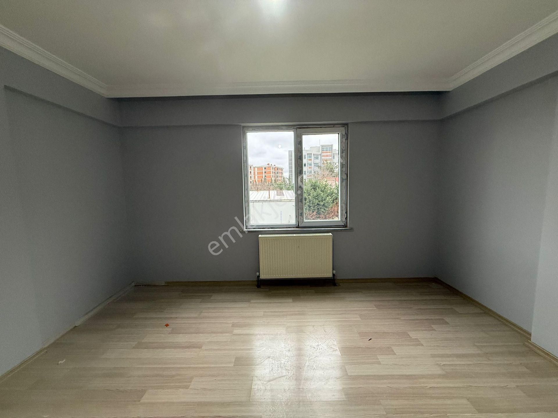 Akyüz Gayrimenkul Den; Kahvelerde Iskanlı Kombılı Satılık 2+1 Daire - Görsel 23