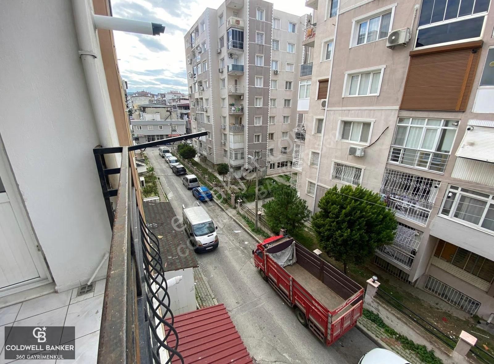 Buca Yıldız Mah. Kiralık Ara Kat D.gazlı 3+1 Daire - Görsel 3