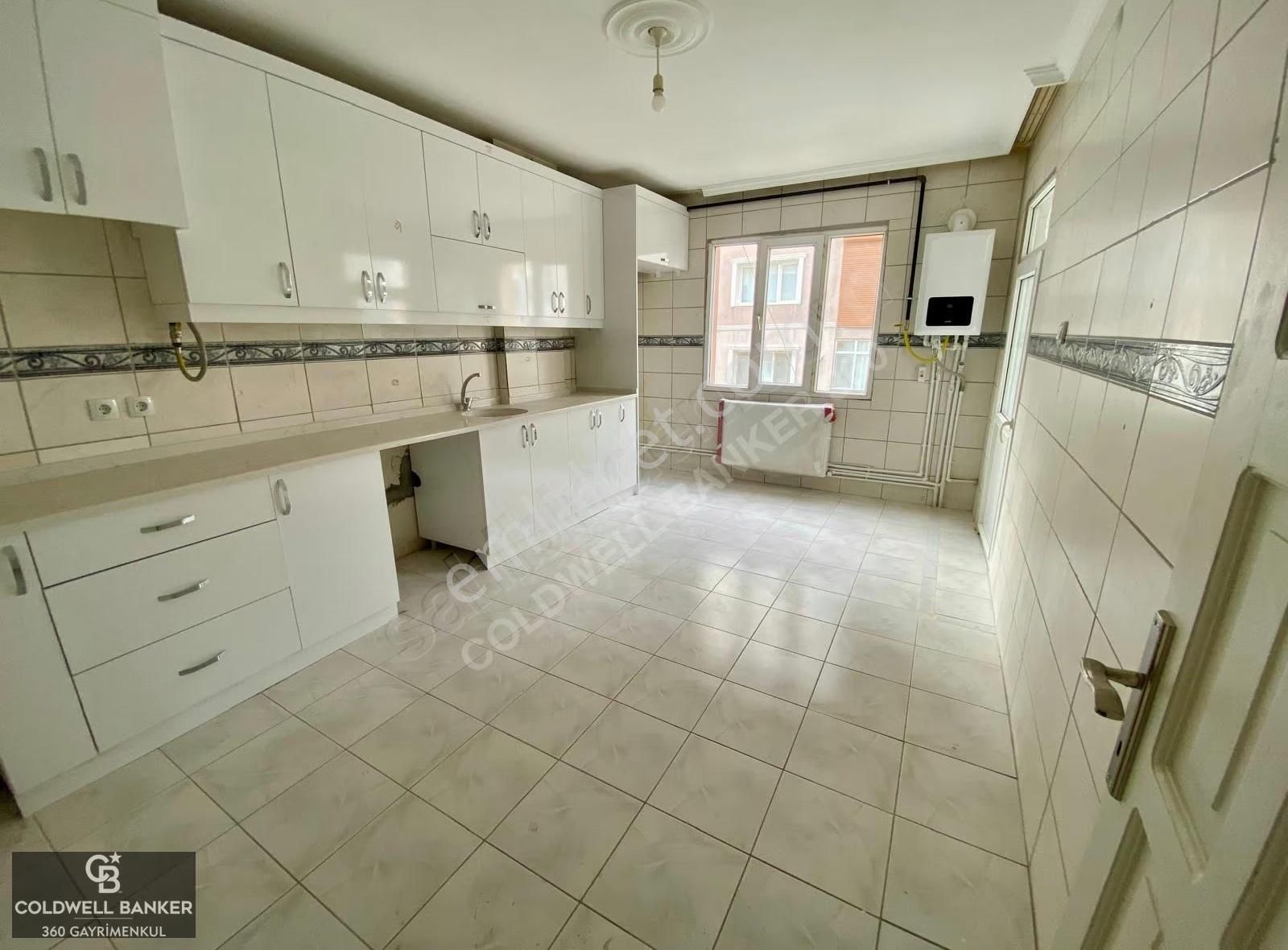 Buca Yıldız Mah. Kiralık Ara Kat D.gazlı 3+1 Daire