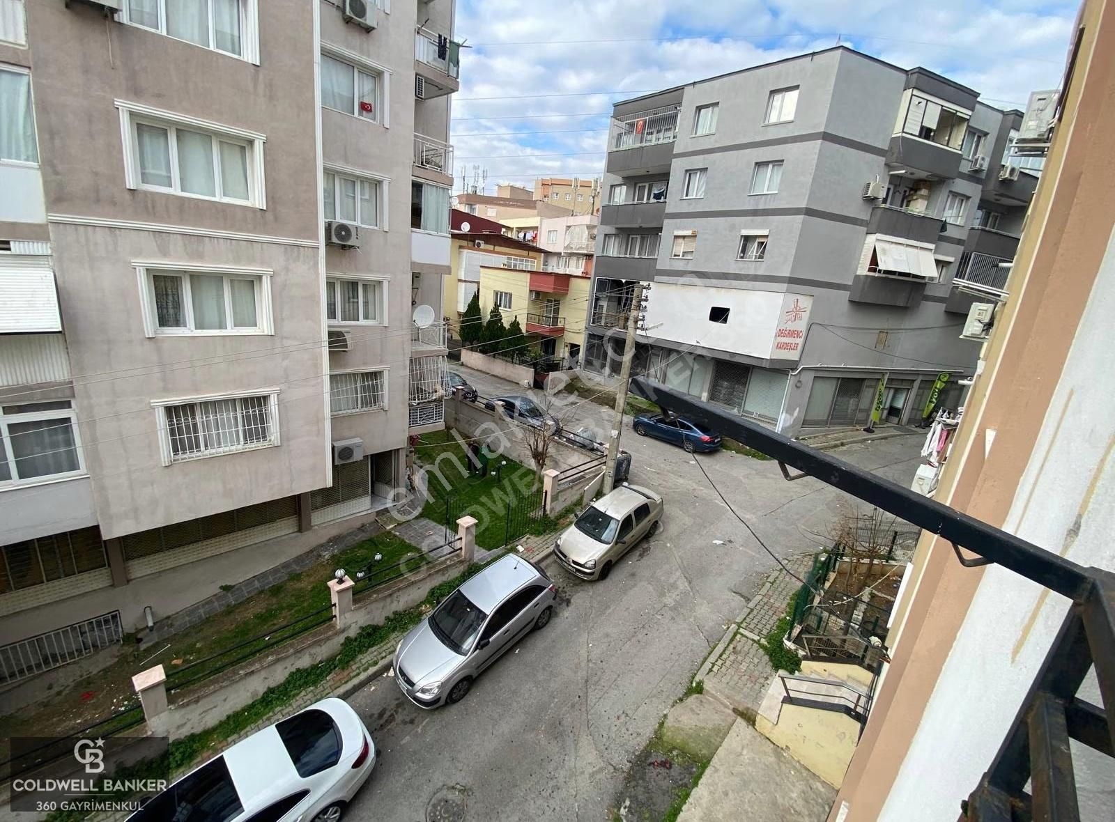 Buca Yıldız Mah. Kiralık Ara Kat D.gazlı 3+1 Daire - Görsel 8