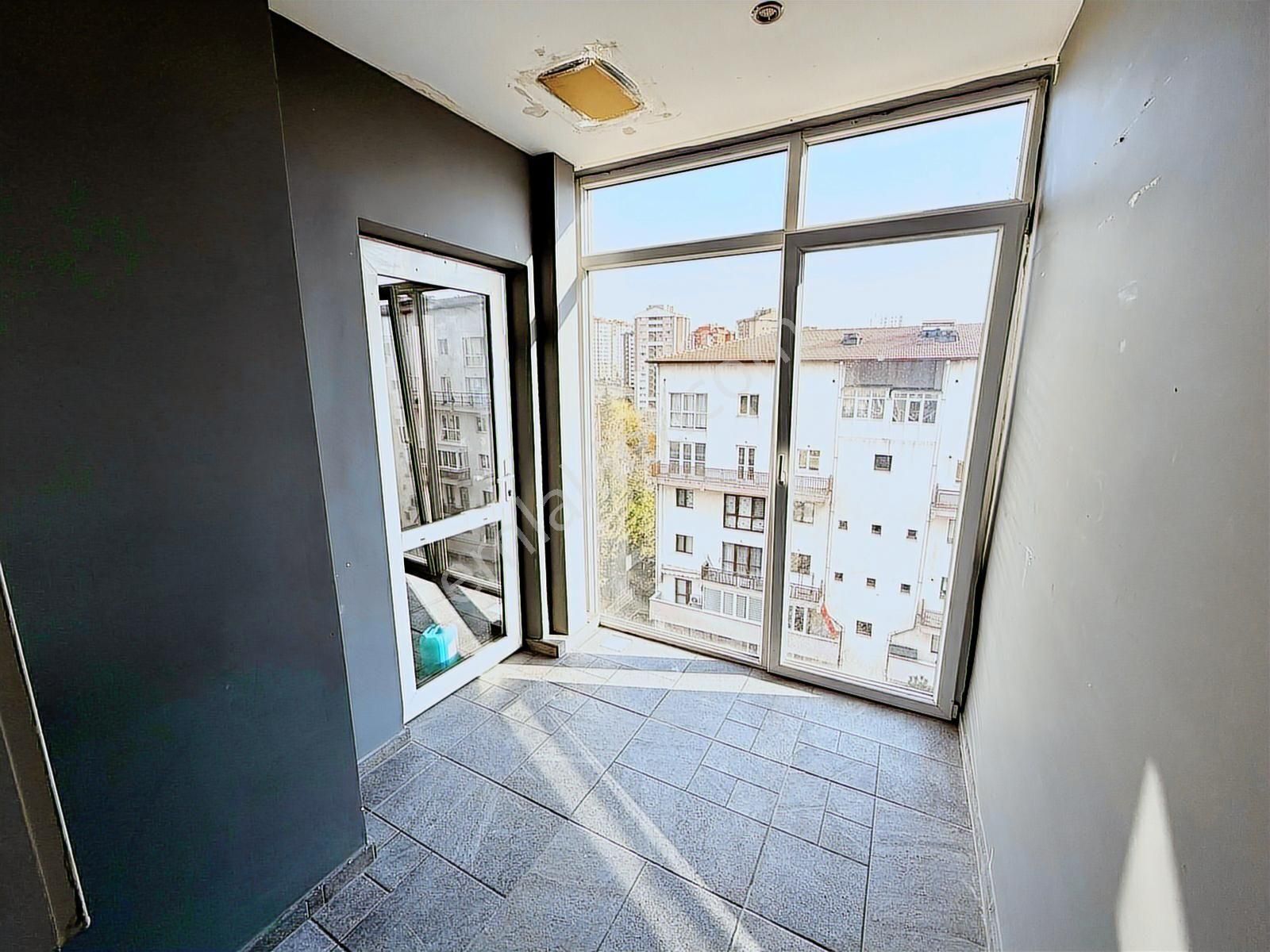 Redstone Castle Eryaman 3. Etap Yapılı Satılık 3+1 Teras Dubleks