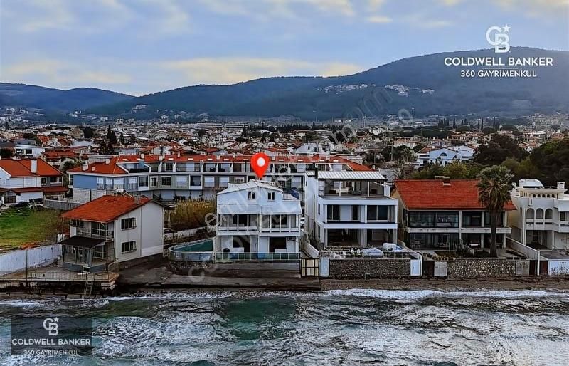 Urla Da Denize Sıfır Tam Müstakil Tribleks