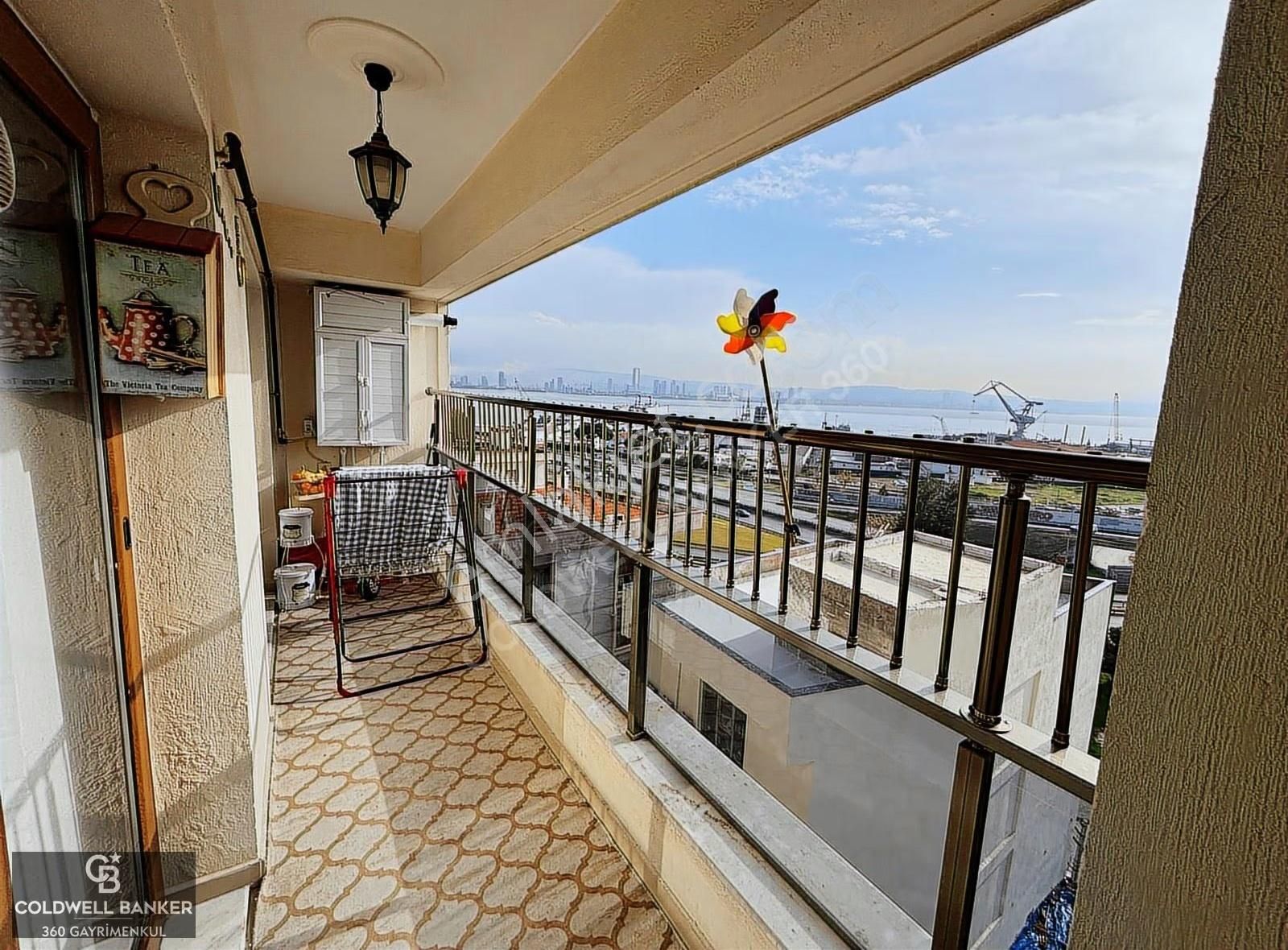 Bayraklı Naldökende Deniz Manzaralı 3+1 Satılık - Görsel 2