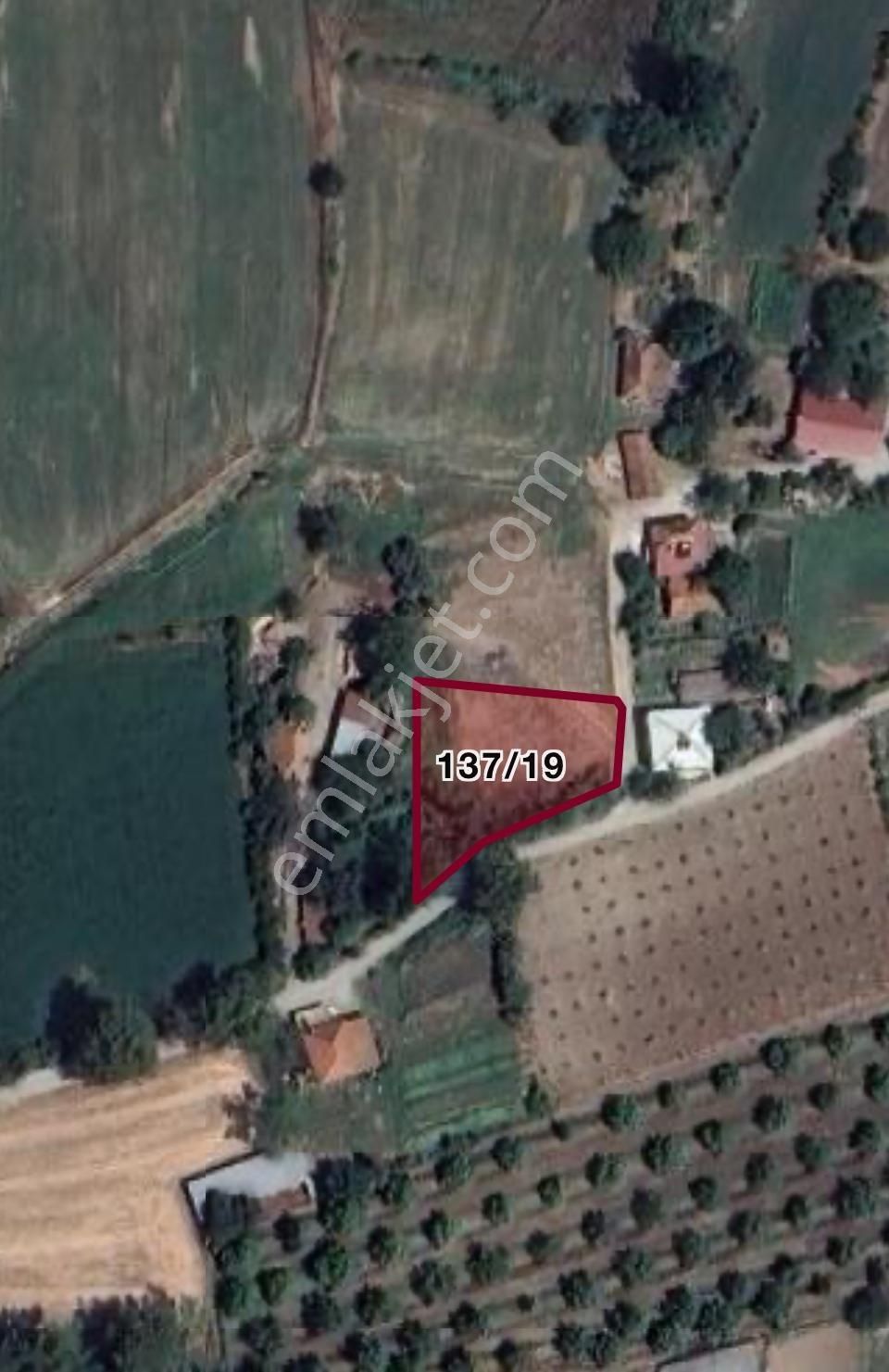 Seydikemer Çaykenarı'nda Köy Yerleşik Alanda 250 M2 İmarlı 854m2 - Görsel 2