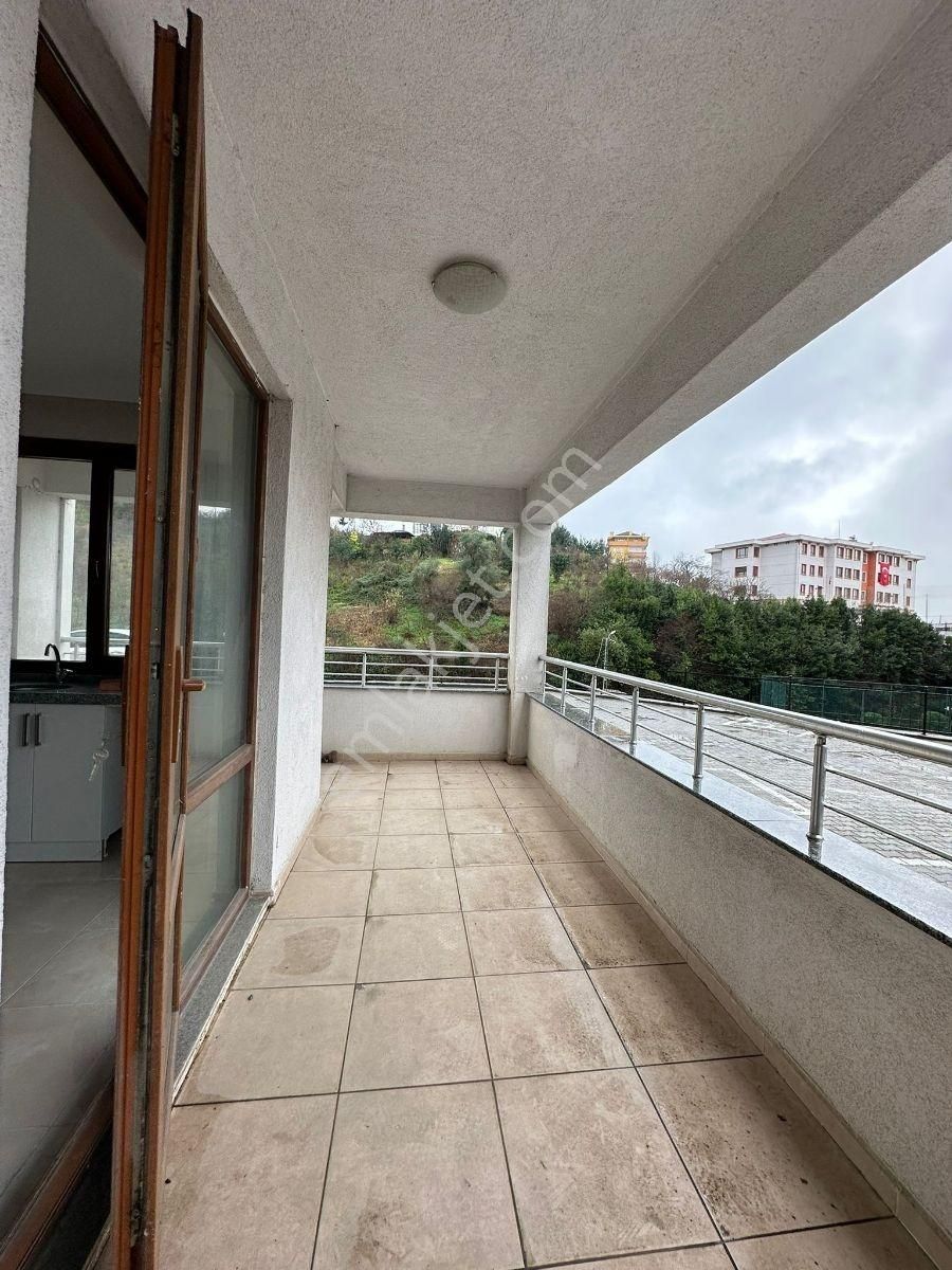 Yomra Sancak Mahallesınde Satılık Fırsat Daıre - Görsel 3