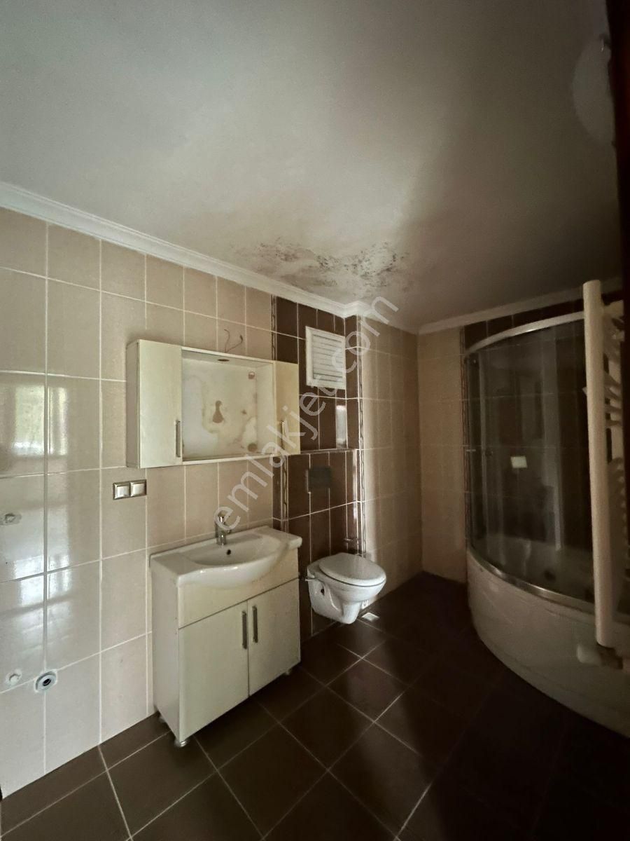 Yomra Sancak Mahallesınde Satılık Fırsat Daıre - Görsel 6