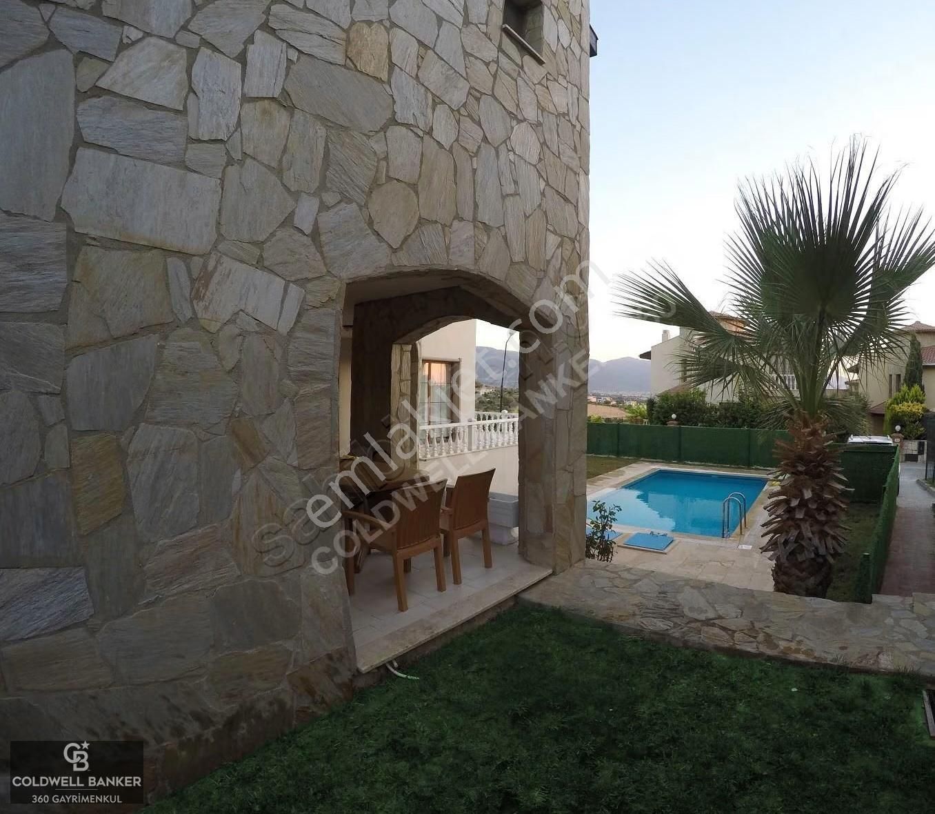 Kuşadası'ında Güvenlikli Site De Müstakil Havuzlu 5+1 Villa - Görsel 33