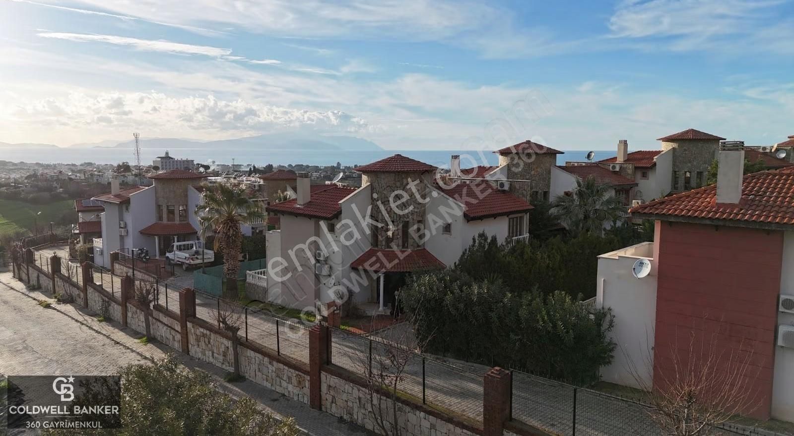 Kuşadası'ında Güvenlikli Site De Müstakil Havuzlu 5+1 Villa - Görsel 28