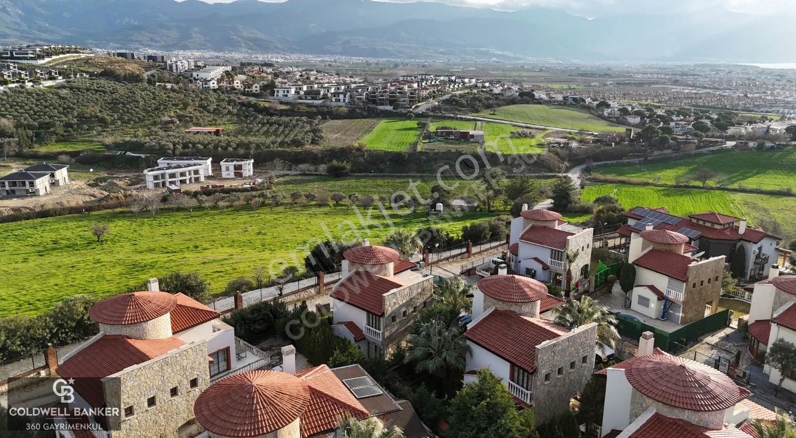 Kuşadası'ında Güvenlikli Site De Müstakil Havuzlu 5+1 Villa - Görsel 31