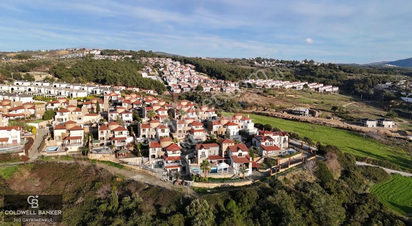 Kuşadası'ında Güvenlikli Site De Müstakil Havuzlu 5+1 Villa - Görsel 35