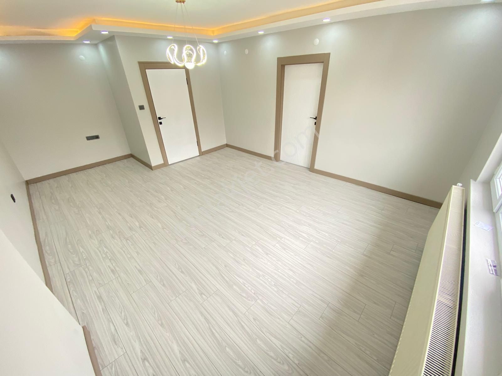 Sincan Akşemsettin Katta 3+1 Full Yapılı Merkezi Konumda Caddeye Yakın Daire - Görsel 9