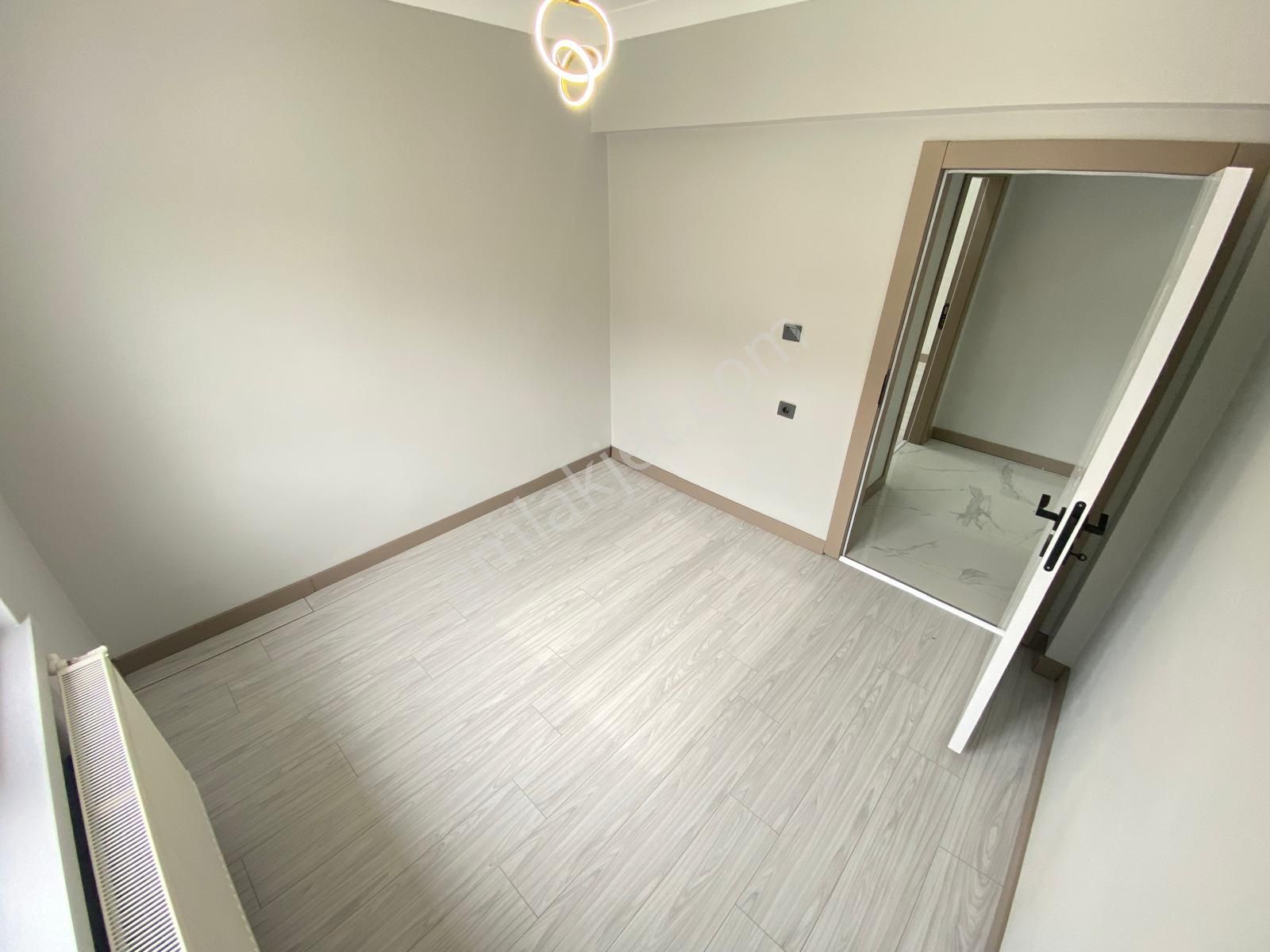 Sincan Akşemsettin Katta 3+1 Full Yapılı Merkezi Konumda Caddeye Yakın Daire - Görsel 19