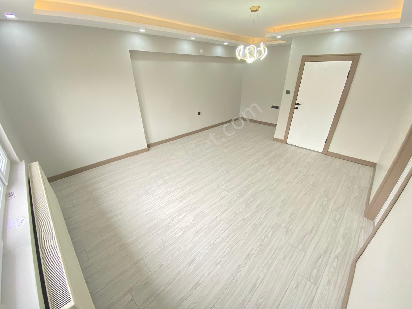 Sincan Akşemsettin Katta 3+1 Full Yapılı Merkezi Konumda Caddeye Yakın Daire - Görsel 11