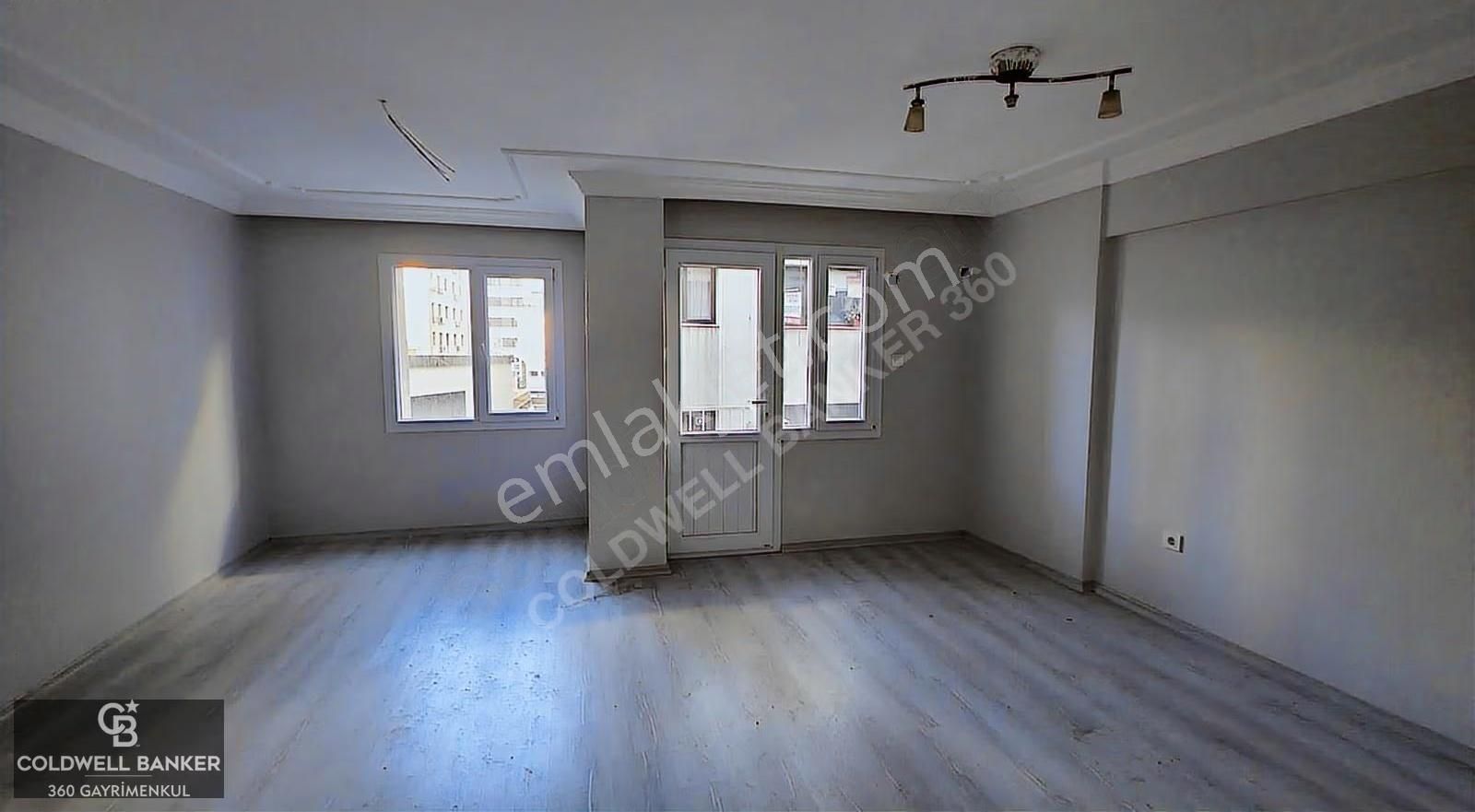 Karşıyaka Çarşı Merkezinde Full Tadilatlı 2+1 Kiralık