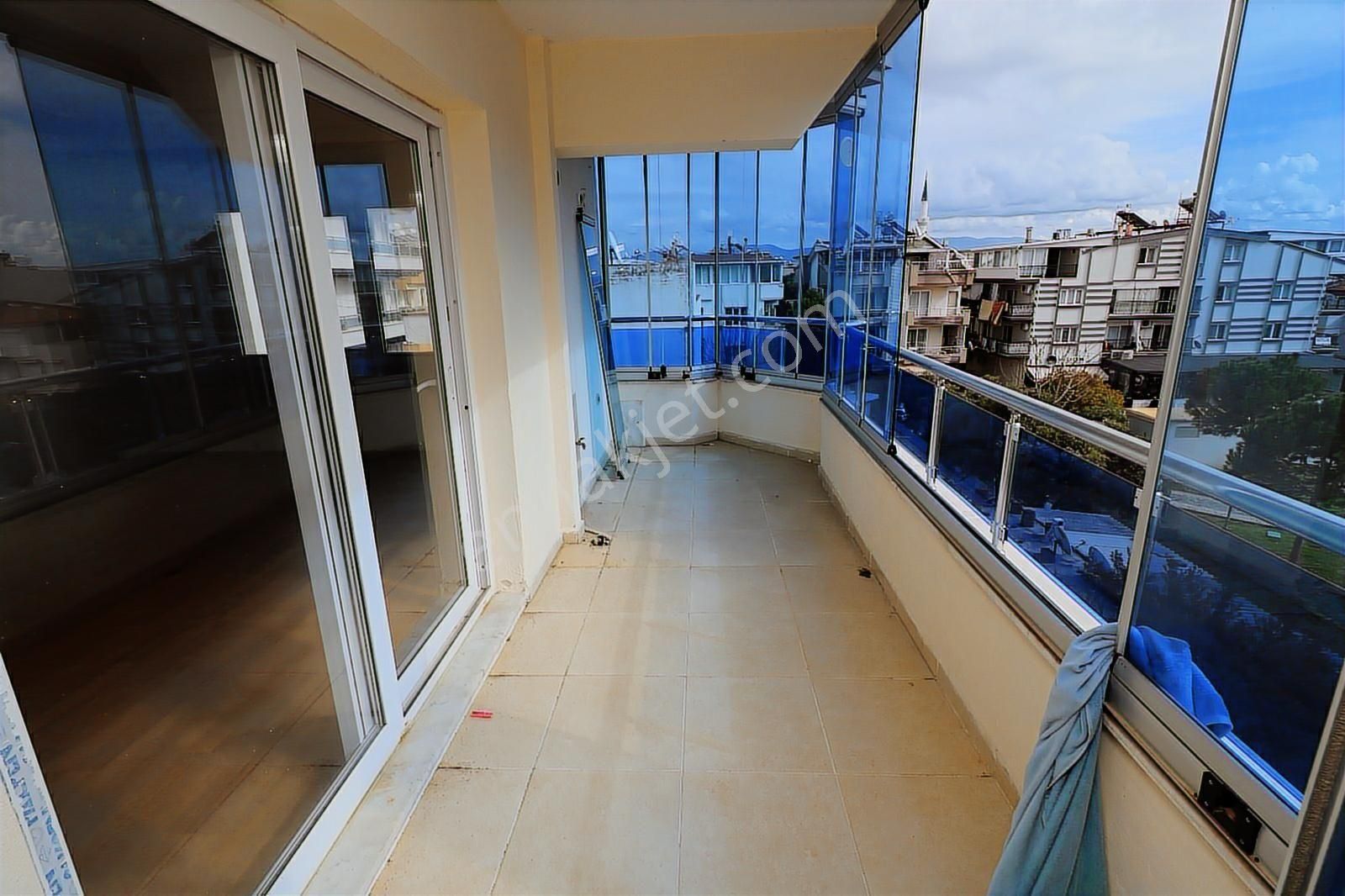 Didim'in Merkezinde 3+1 Ayrı Mutfak Daire - Görsel 31