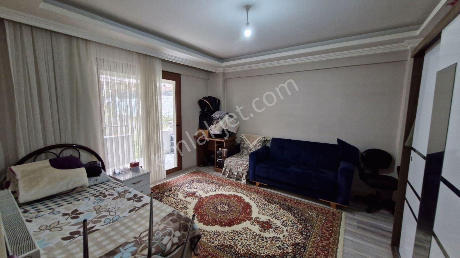 Kemalapaşa Merkez De Satılık Geniş Bahçeli 7 Yaşında 2+1 Daire - Görsel 3