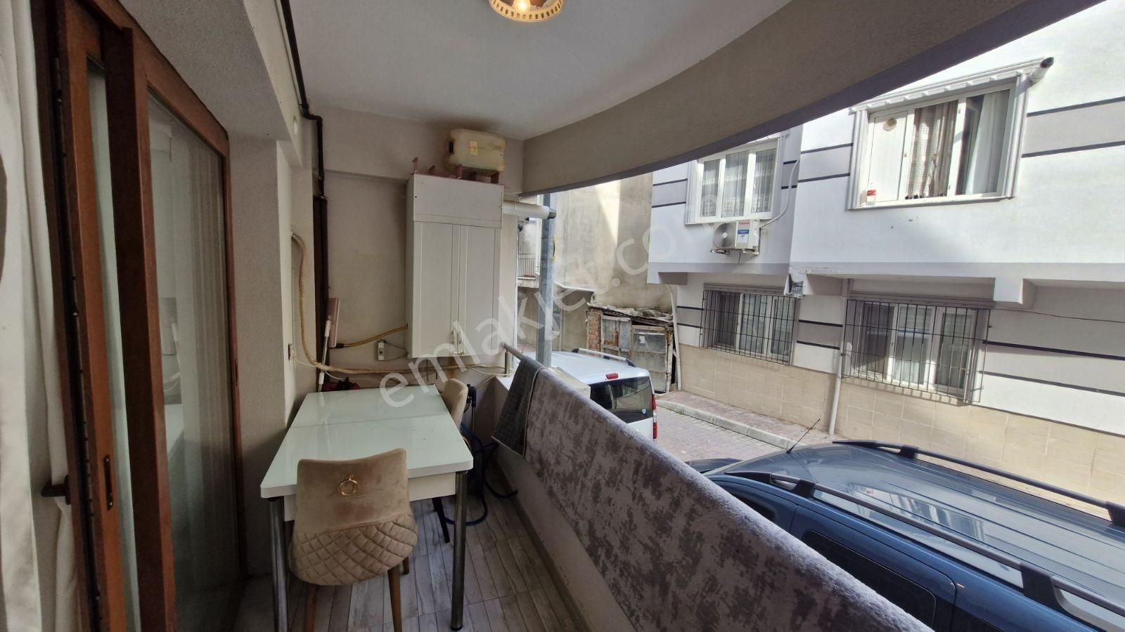 Kemalapaşa Merkez De Satılık Geniş Bahçeli 7 Yaşında 2+1 Daire - Görsel 5