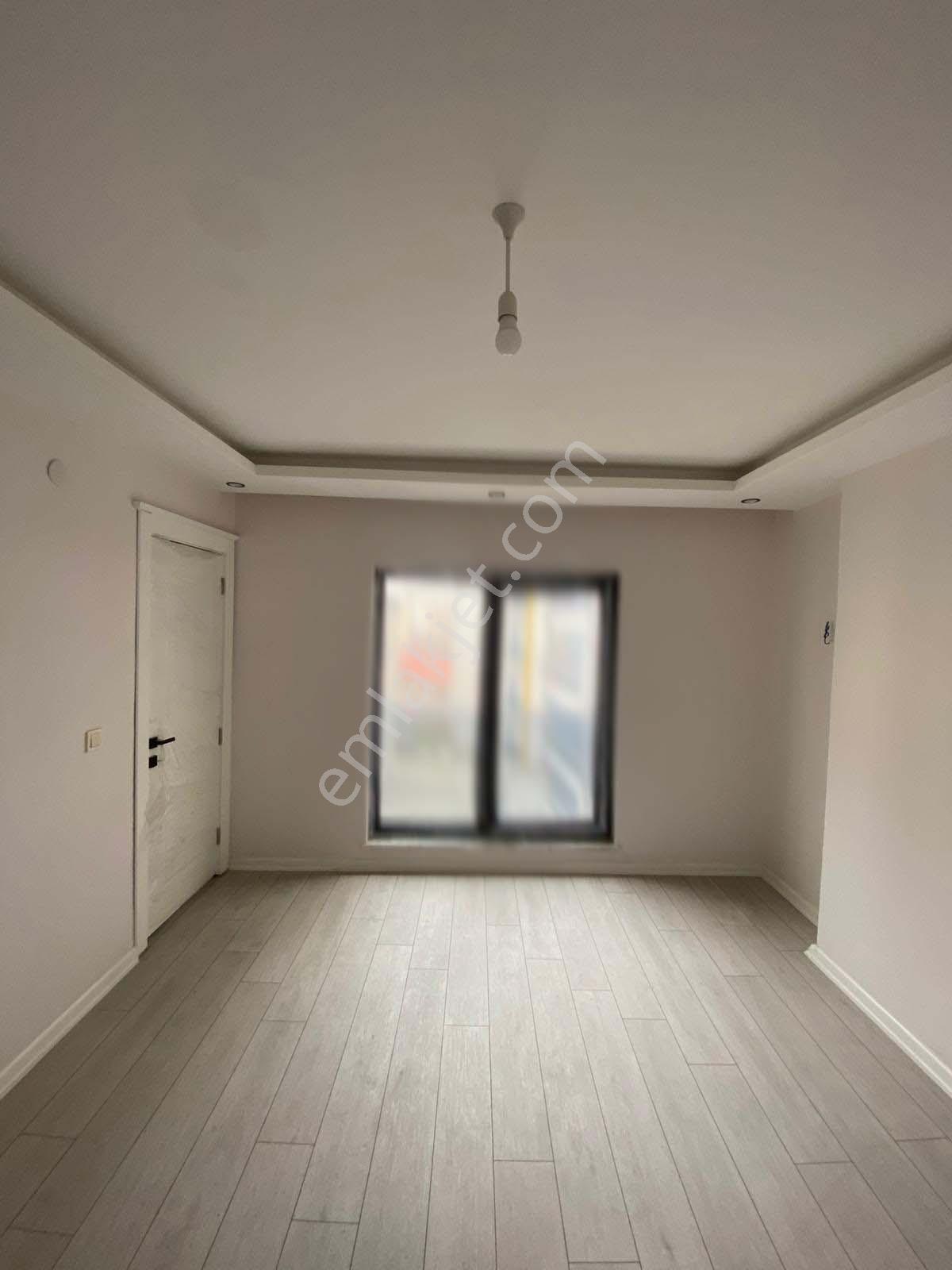 İki Nisan Caddesinde Satılık Geniş Sıfır 3+1 Daire - Görsel 14