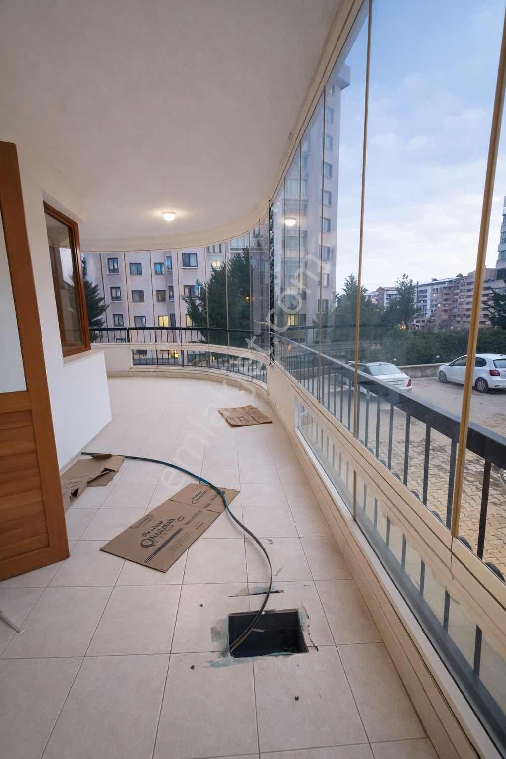 Çukurambar Nil Sitesi 1. Kat Asansörlü 3+1 Kiralık Daire - Görsel 9