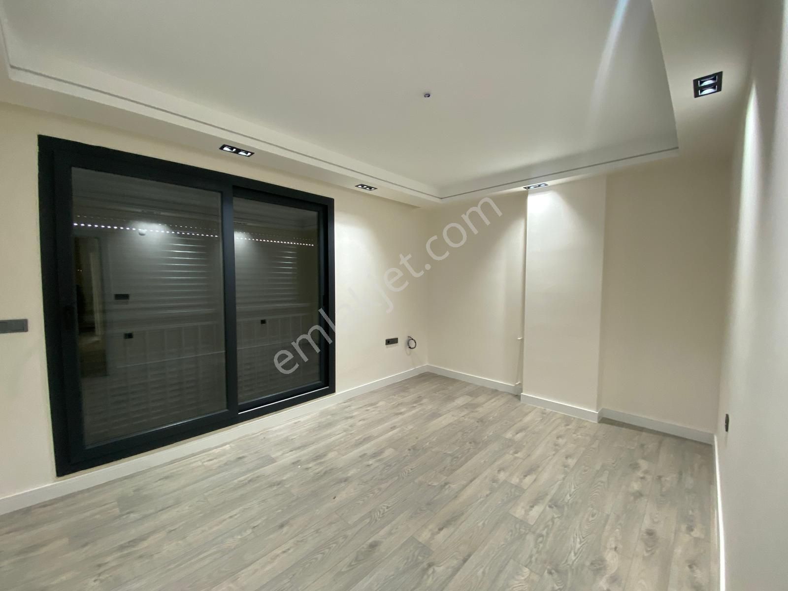 Hisar Mahallesinde Sıfır, Havuzlu, Site İçinde Satılık Villa - Görsel 19