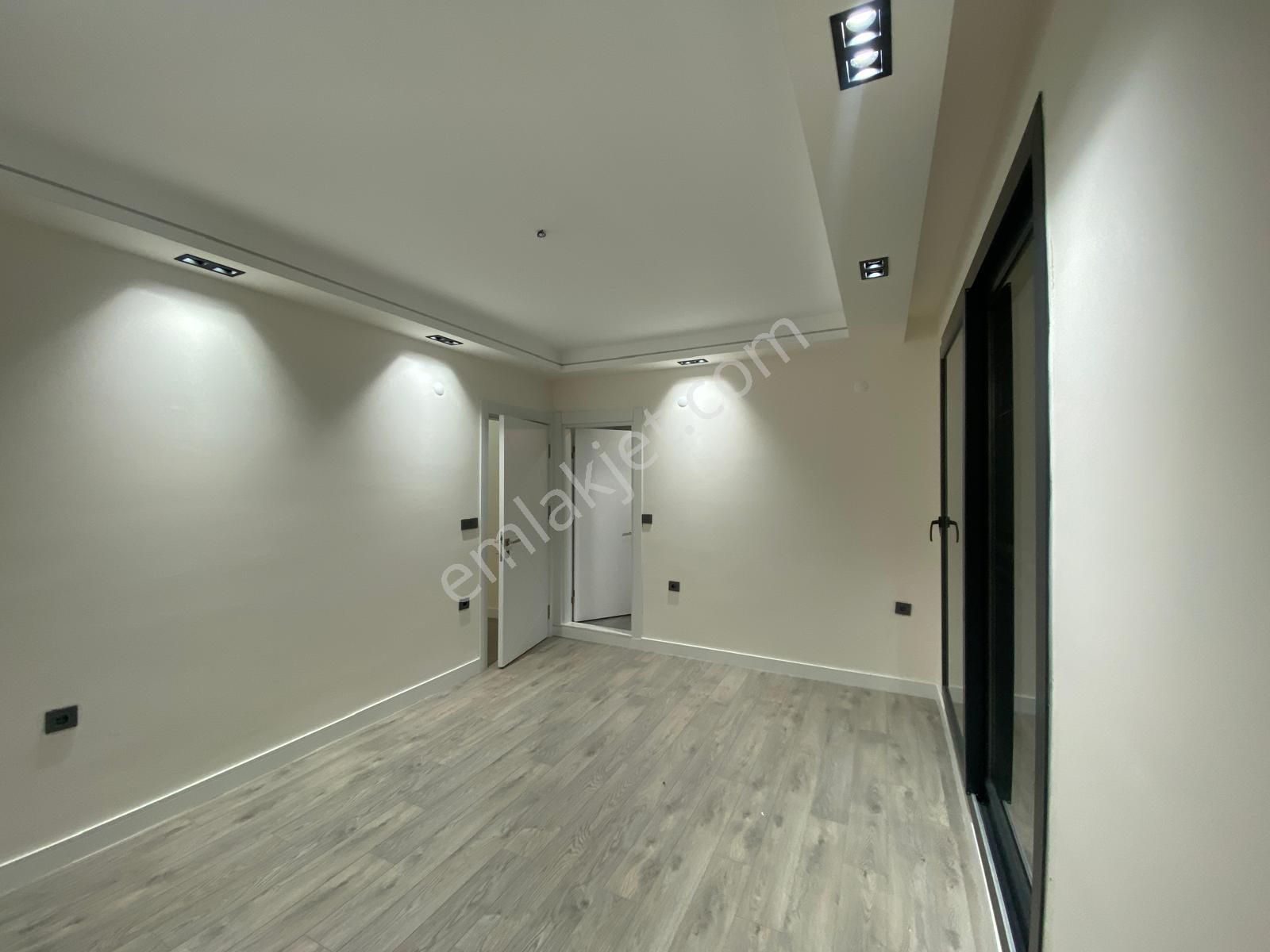 Hisar Mahallesinde Sıfır, Havuzlu, Site İçinde Satılık Villa - Görsel 20