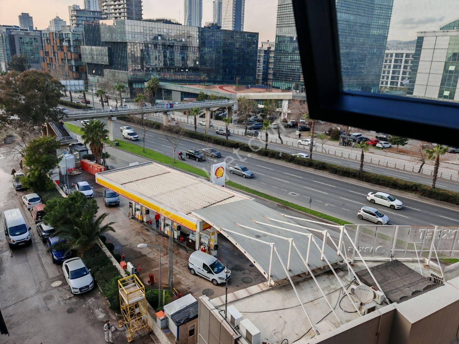 Ankara Caddesi Üzeri, Net 30 M² Kiralık Ofis