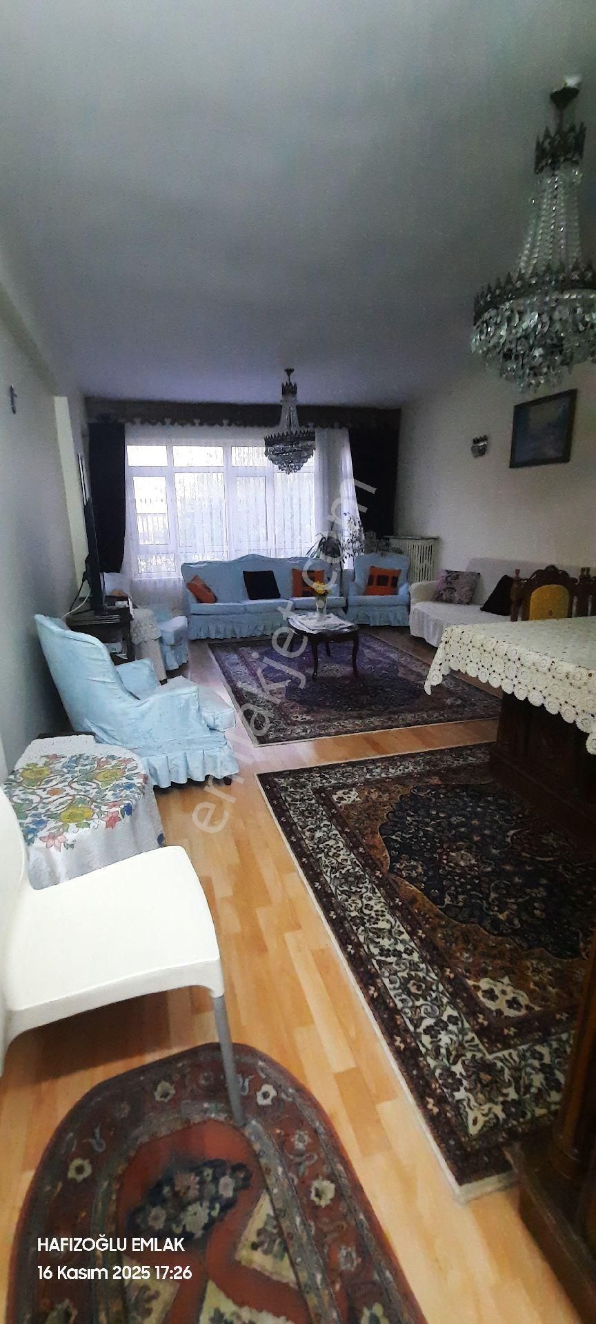 Hafızoğlu Emlak'tan Uzgörenler Sokak'ta Mobilyalı Daire Salon Bağımsız - Görsel 15