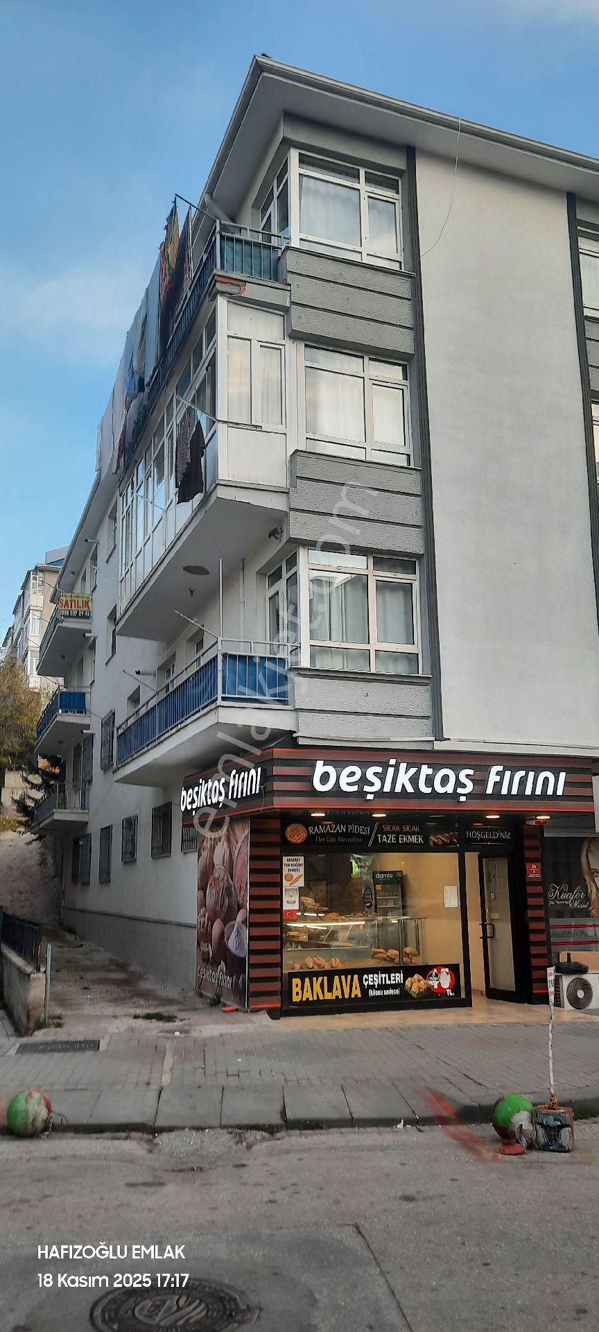 Hafızoğlu Emlak'tan Uzgörenler Sokak'ta Mobilyalı Daire Salon Bağımsız