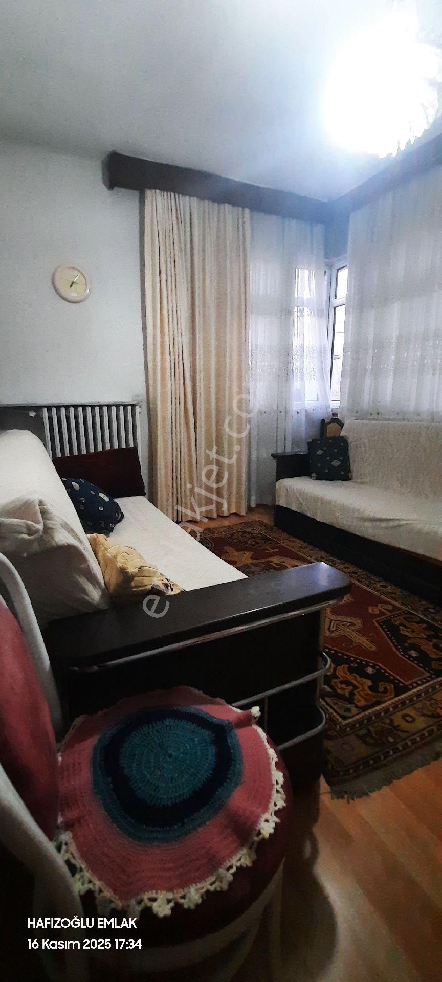 Hafızoğlu Emlak'tan Uzgörenler Sokak'ta Mobilyalı Daire Salon Bağımsız - Görsel 13