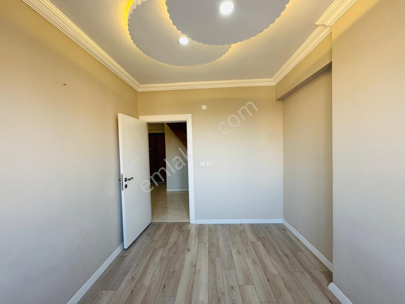 Merpa İnşaat'tan Fevzi Paşa Mah Güveniş Caddesinde Ön Cephe 4+1 Dublex - Görsel 3