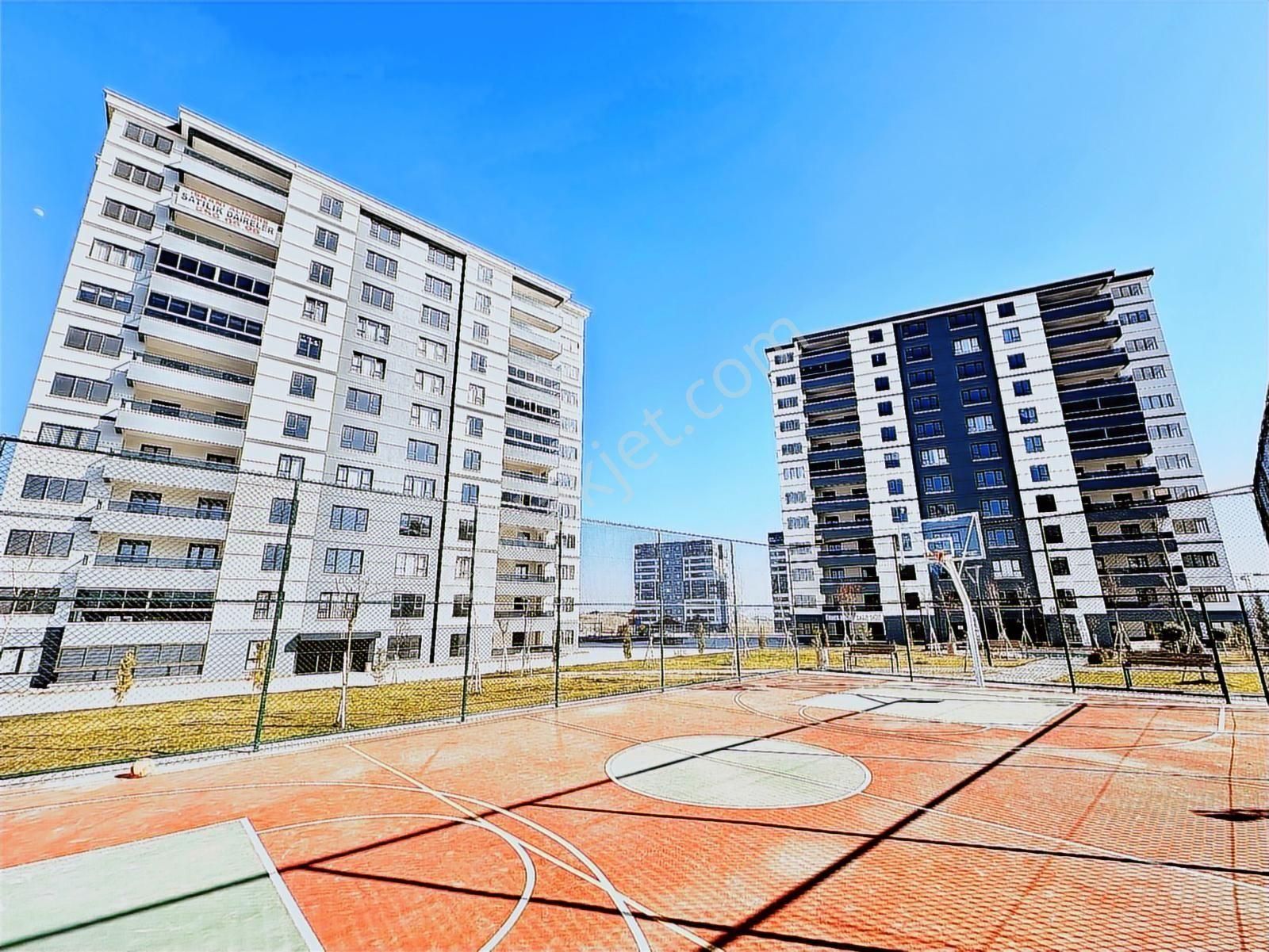Redstone Castle Yenimahalle Yeni Batı Satılık 4+1+1 Lüks Daire - Görsel 13