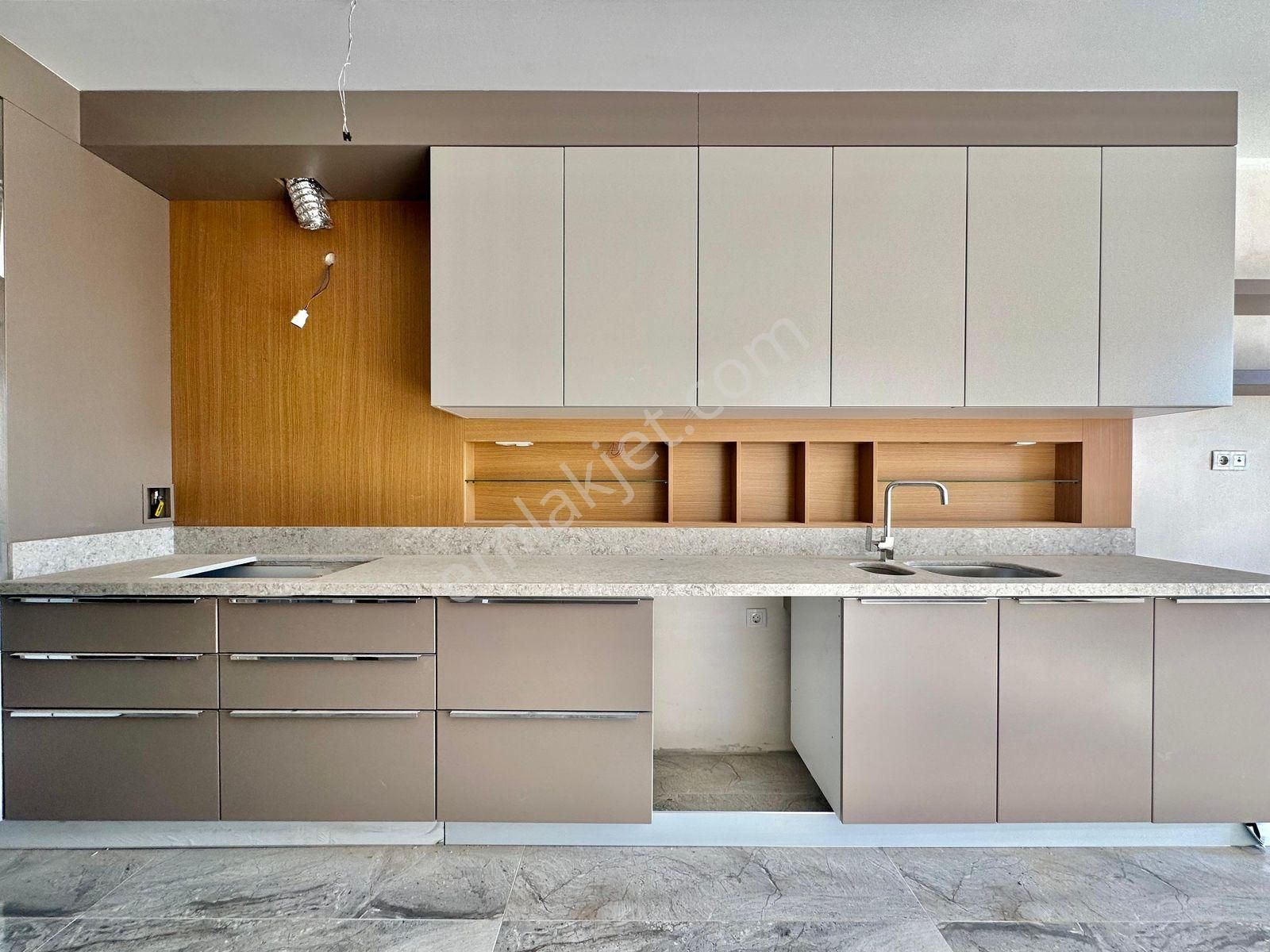 Redstone Castle Yenimahalle Yeni Batı Satılık 4+1+1 Lüks Daire - Görsel 23