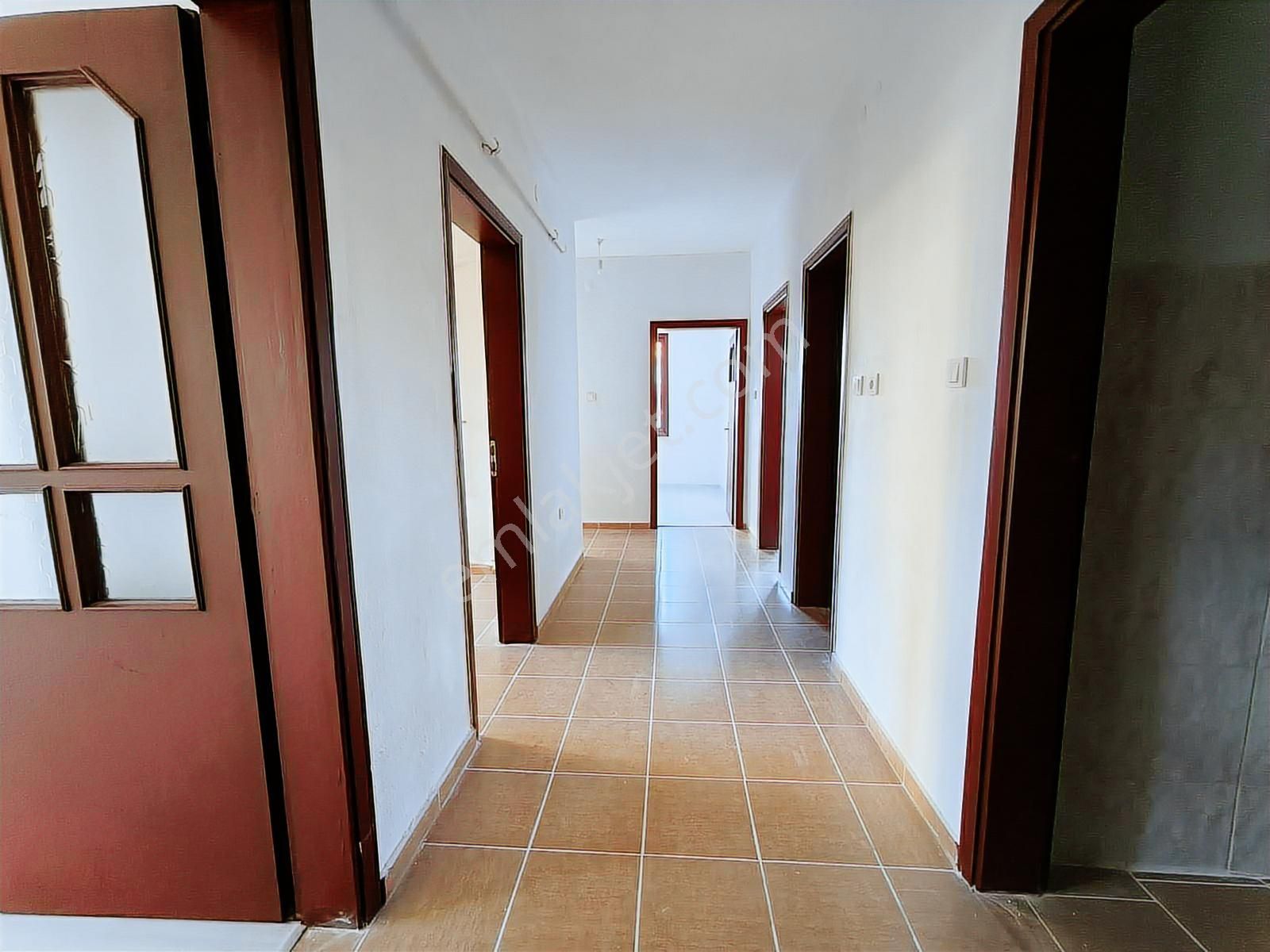 Selçuklu Bosna Hersek Mahallesi'nde Kiralık 3+1 Bakımlı Daire - Görsel 25