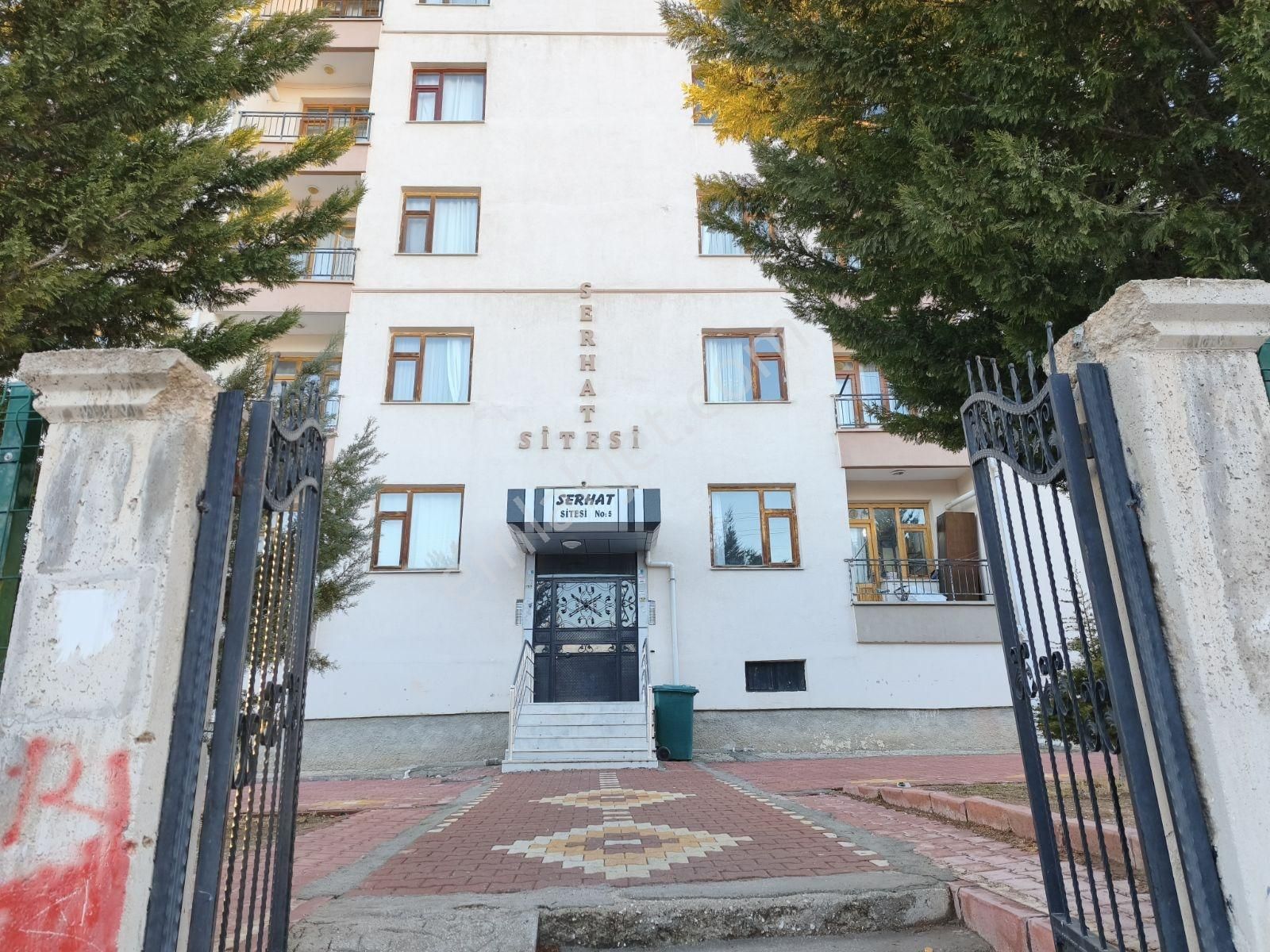 Selçuklu Bosna Hersek Mahallesi'nde Kiralık 3+1 Bakımlı Daire