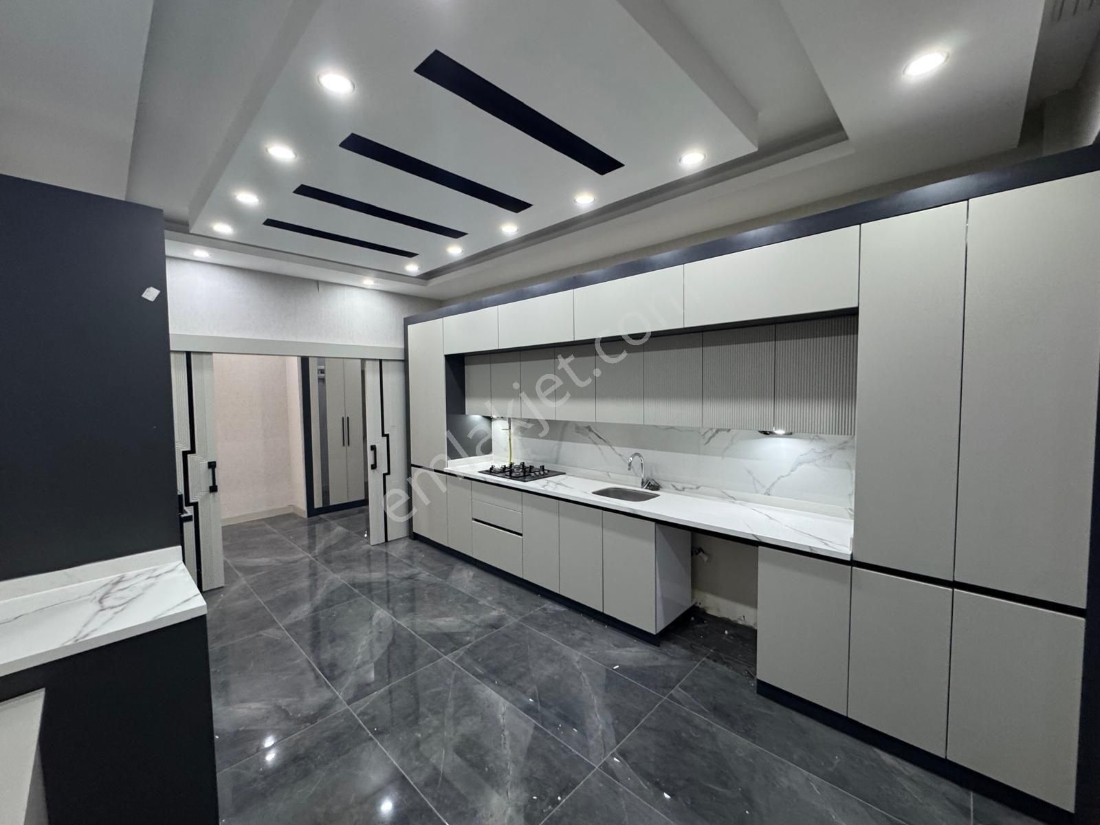 Yavuz Emlak Tan Satılık Daire Arakat Karaköprü - Görsel 11