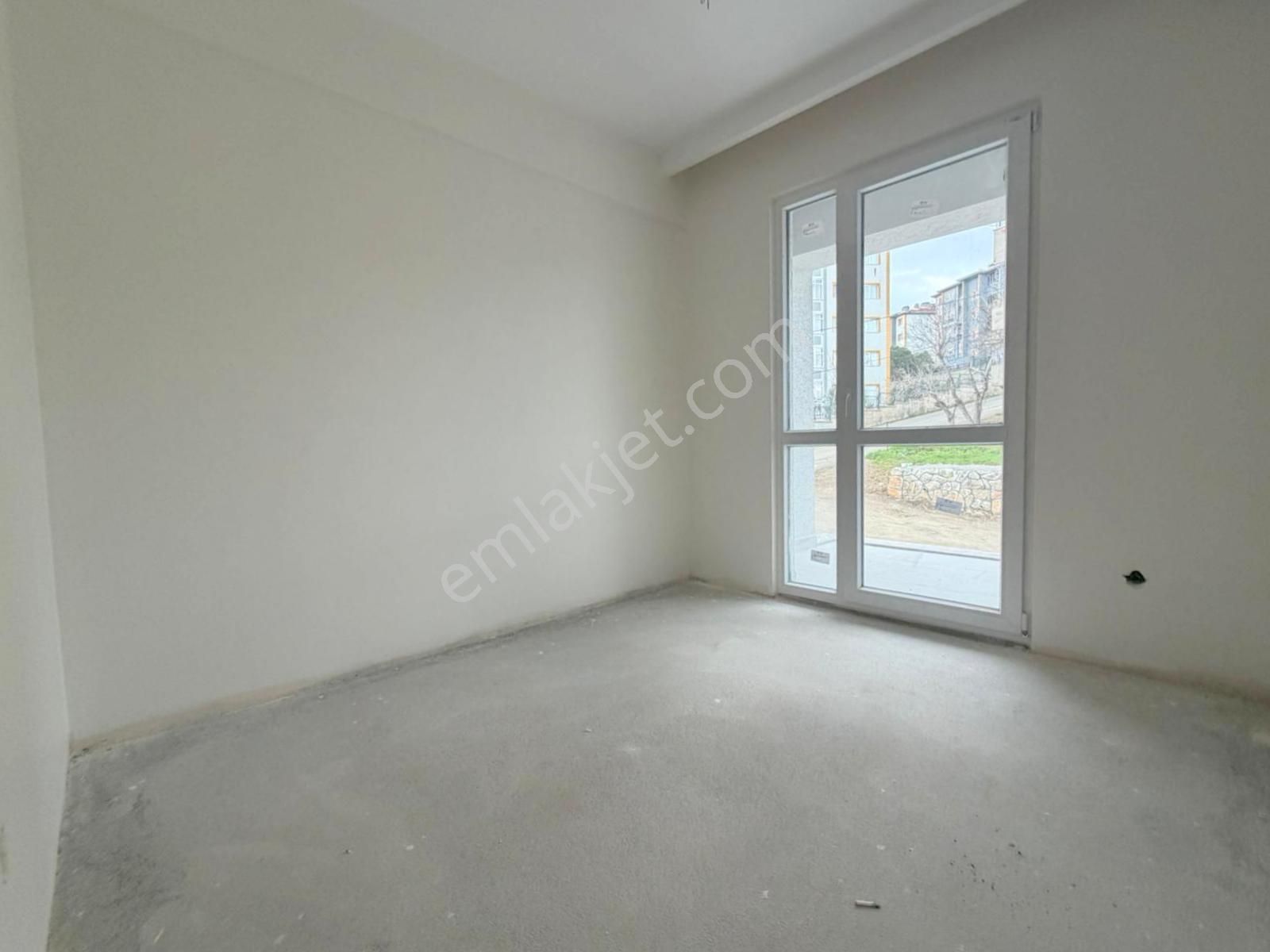 Mertcan'dan Caddeye 2dk Balkonlu Ara Kat Sıfır Kaçmaz Fiyata 3+1 - Görsel 10