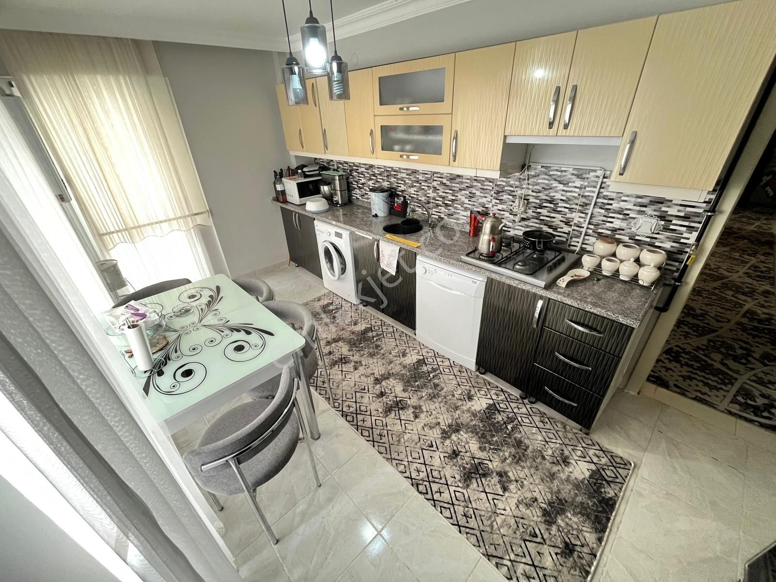 ꧁▇yılmaz'dan▇꧂cadde Dibi Masrafsız Çift Balkonlu 3+1 Daire